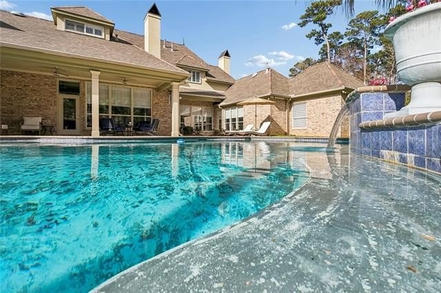 Mandeville, Louisiana, 70471, United States, 5 Bedrooms Bedrooms, ,6 BathroomsBathrooms,Residential,For Sale,2025079