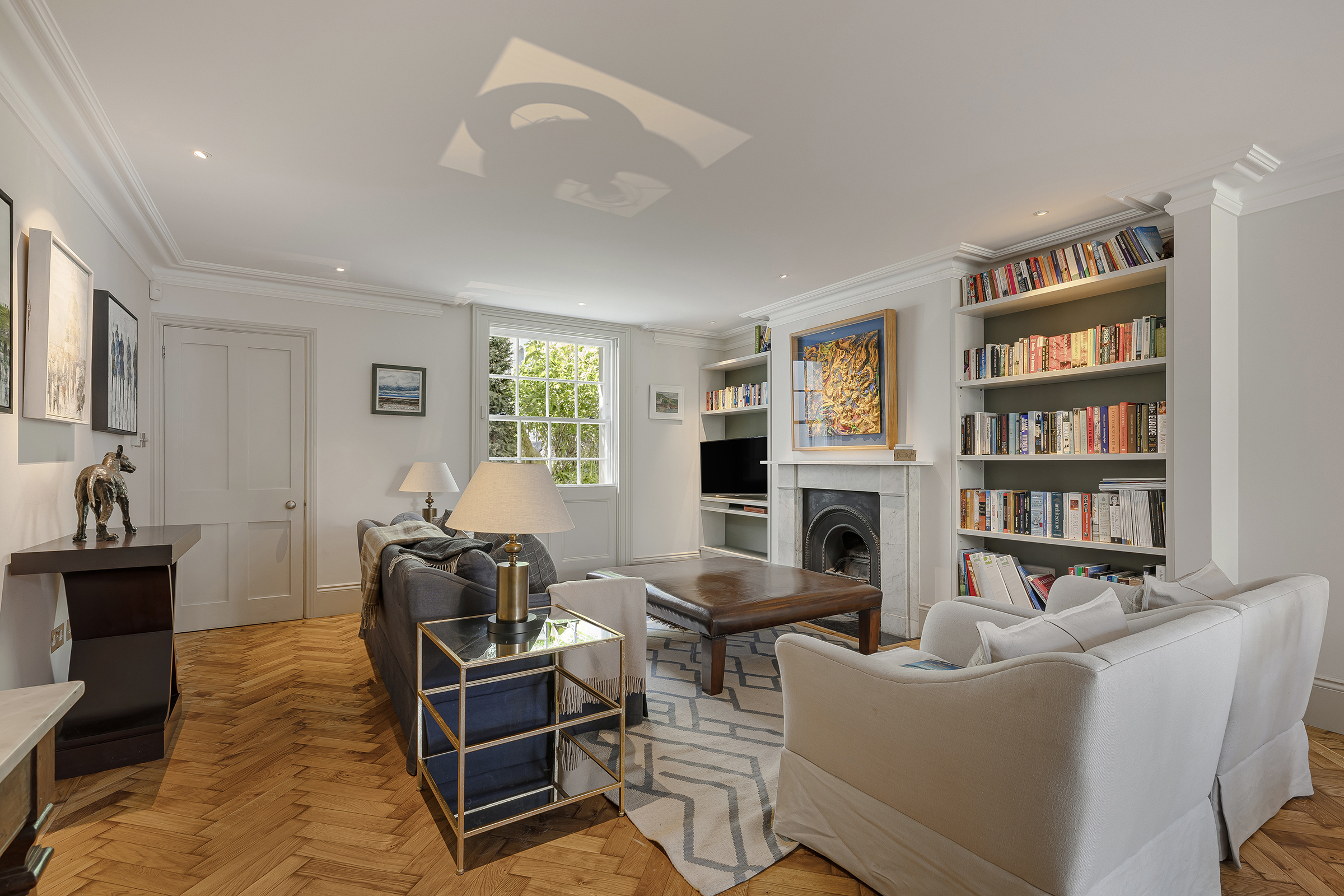  A Light-Filled Freehold House with a 45ft Garden in Prime Kensington - 物件實景