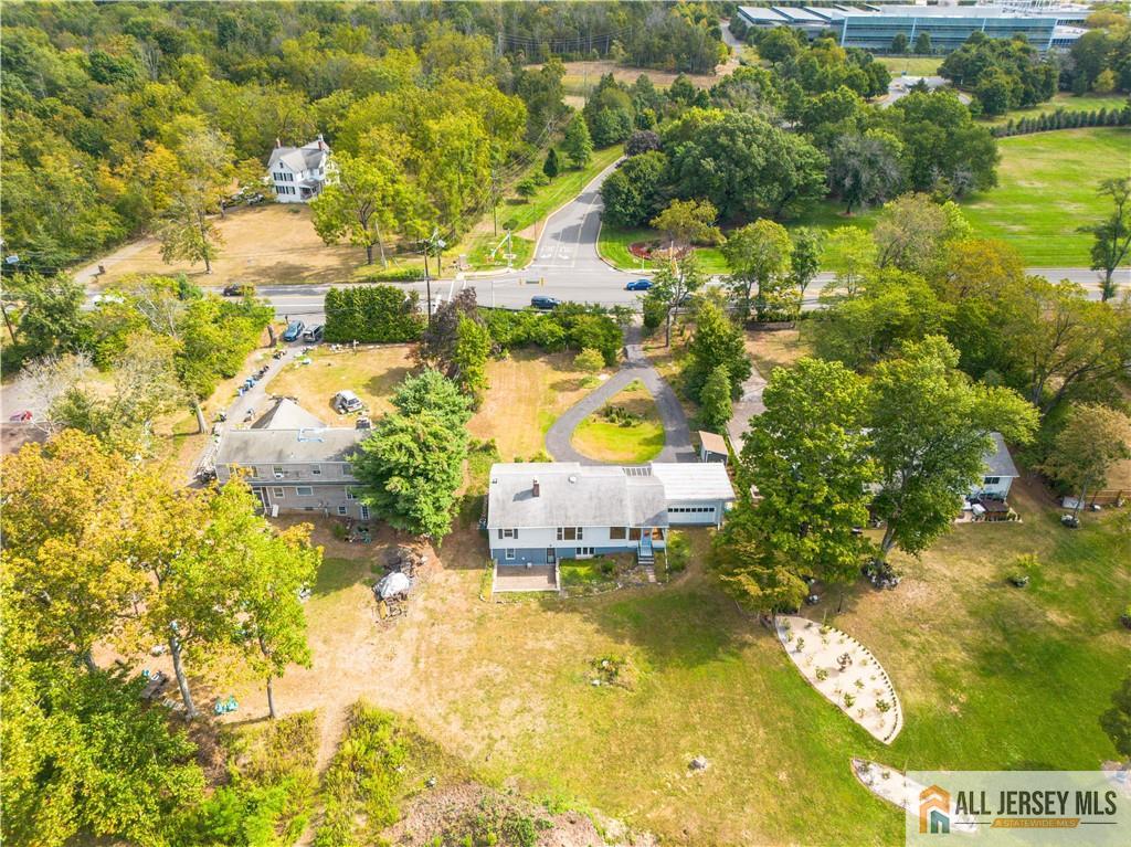 Piscataway, New Jersey, 08854, United States, 3 Bedrooms Bedrooms, ,2 BathroomsBathrooms,Residential,For Sale,1940160