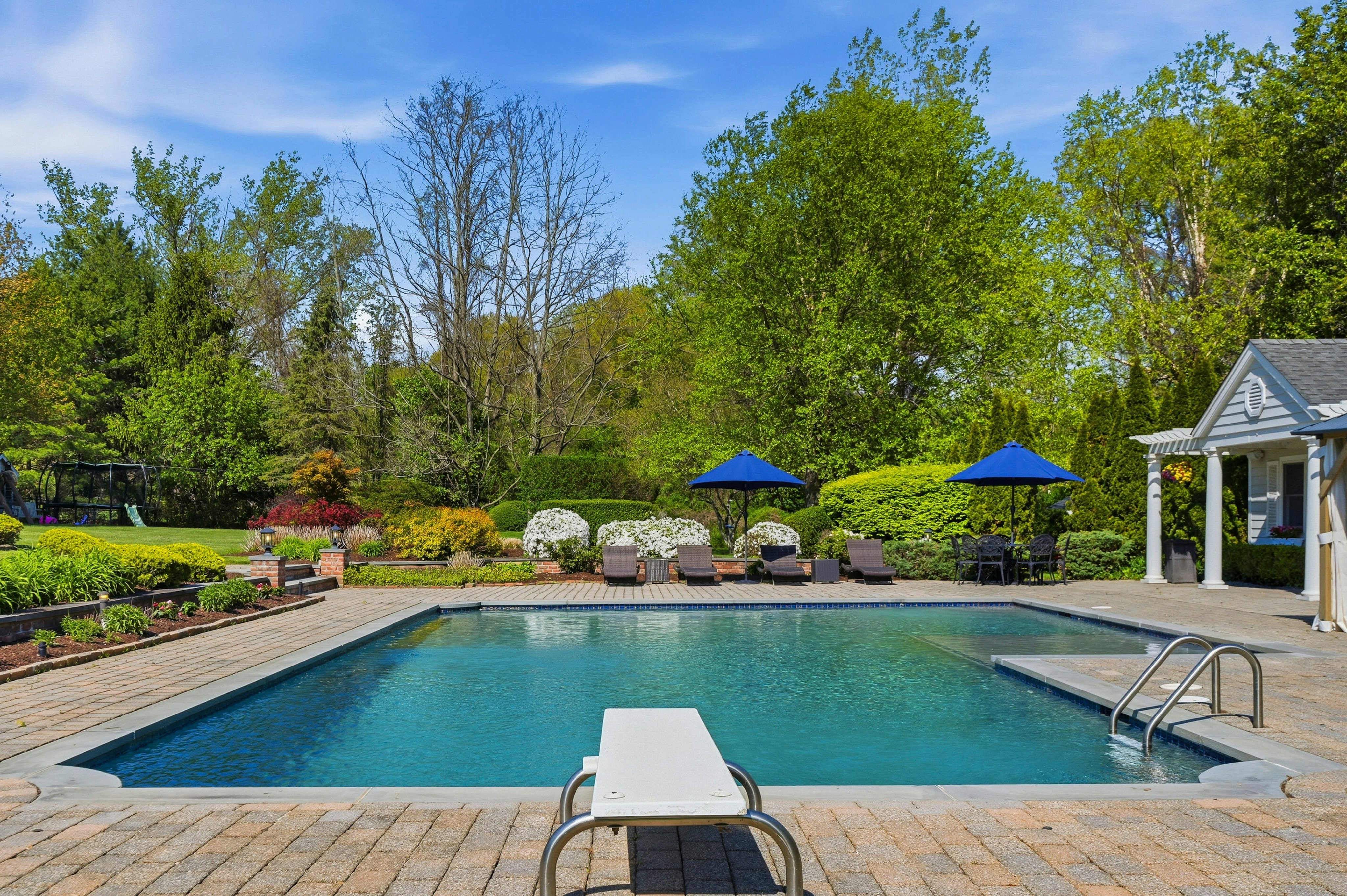  5 Westwood Court, Glen Head, NY, 11545 - 物件實景
