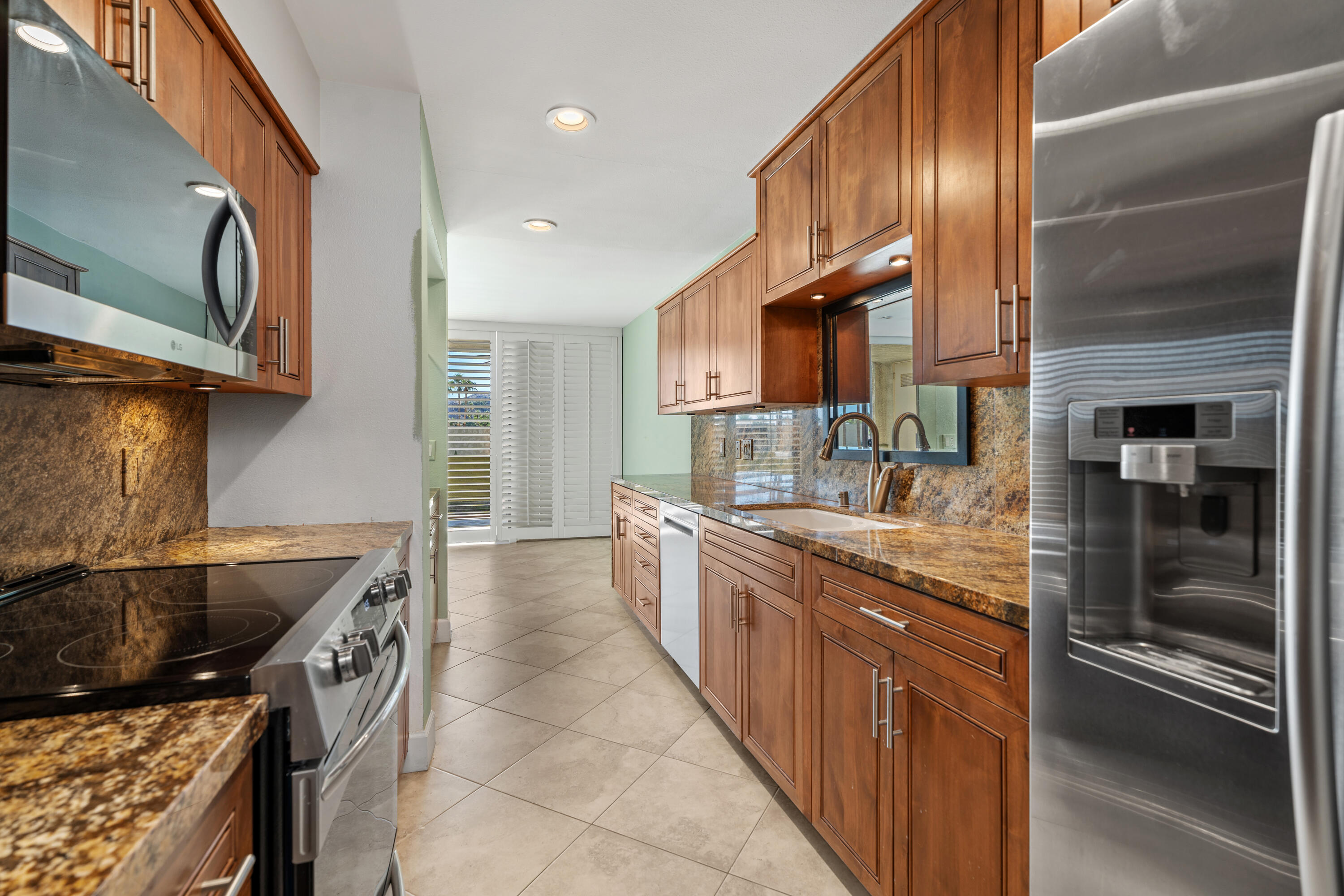 Palm Springs, California, 92264, United States, 2 Bedrooms Bedrooms, ,1 BathroomBathrooms,Residential,For Sale,1960957