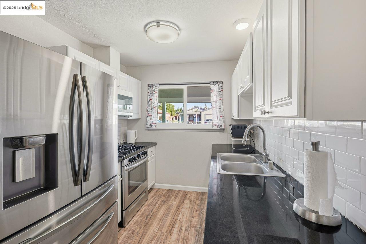 Lathrop, California, 95330, United States, 3 Bedrooms Bedrooms, ,2 BathroomsBathrooms,Residential,For Sale,1999119