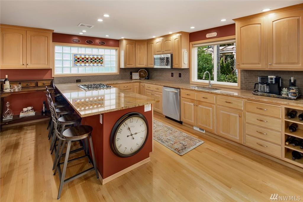 3758 W Commodore Wy, Seattle, Washington, 98199, United States, 4 Bedrooms Bedrooms, ,4 BathroomsBathrooms,Residential,For Sale,3758 W Commodore Wy,1431576
