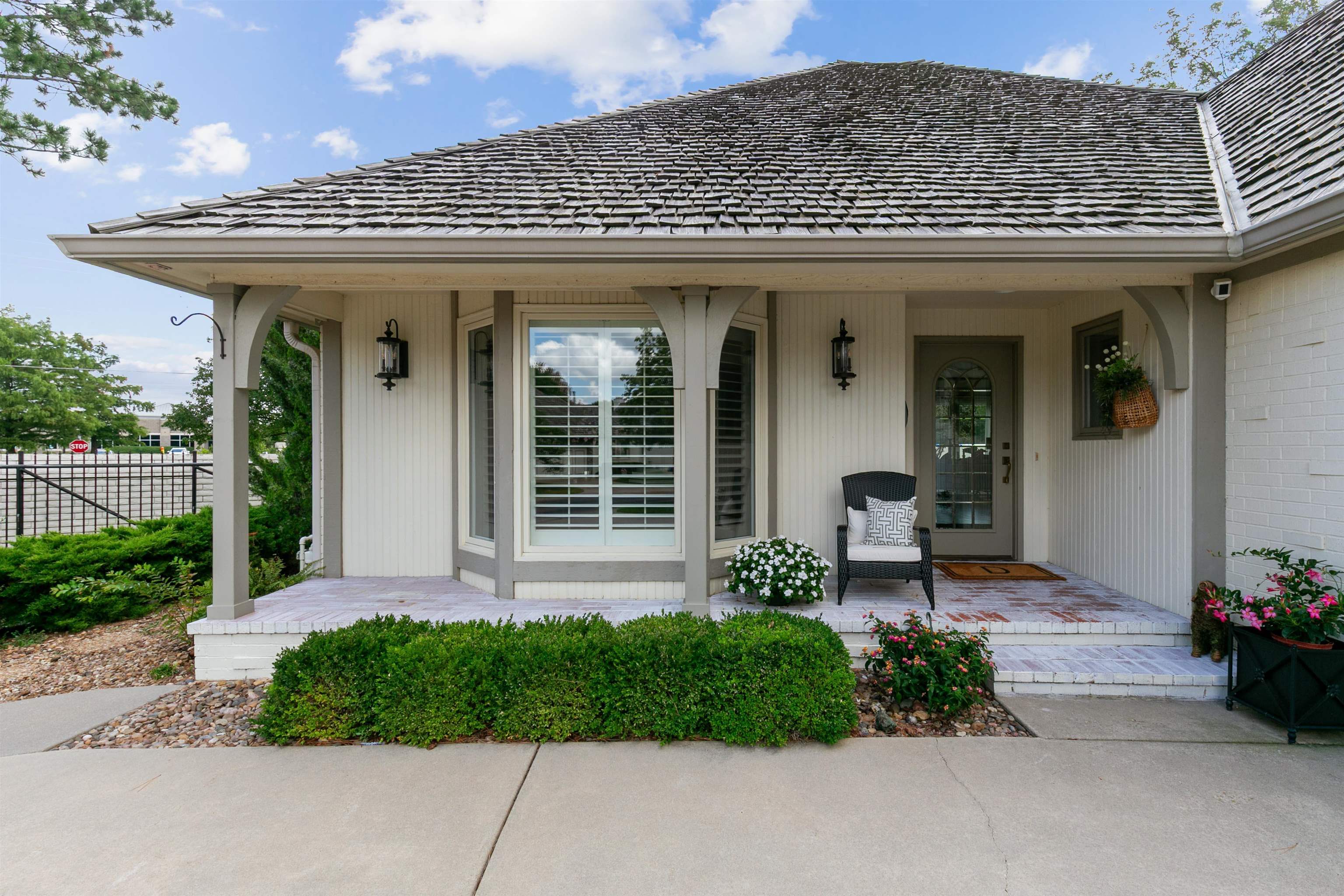 Wichita, Kansas, 67226, United States, 3 Bedrooms Bedrooms, ,3 BathroomsBathrooms,Residential,For Sale,1926278
