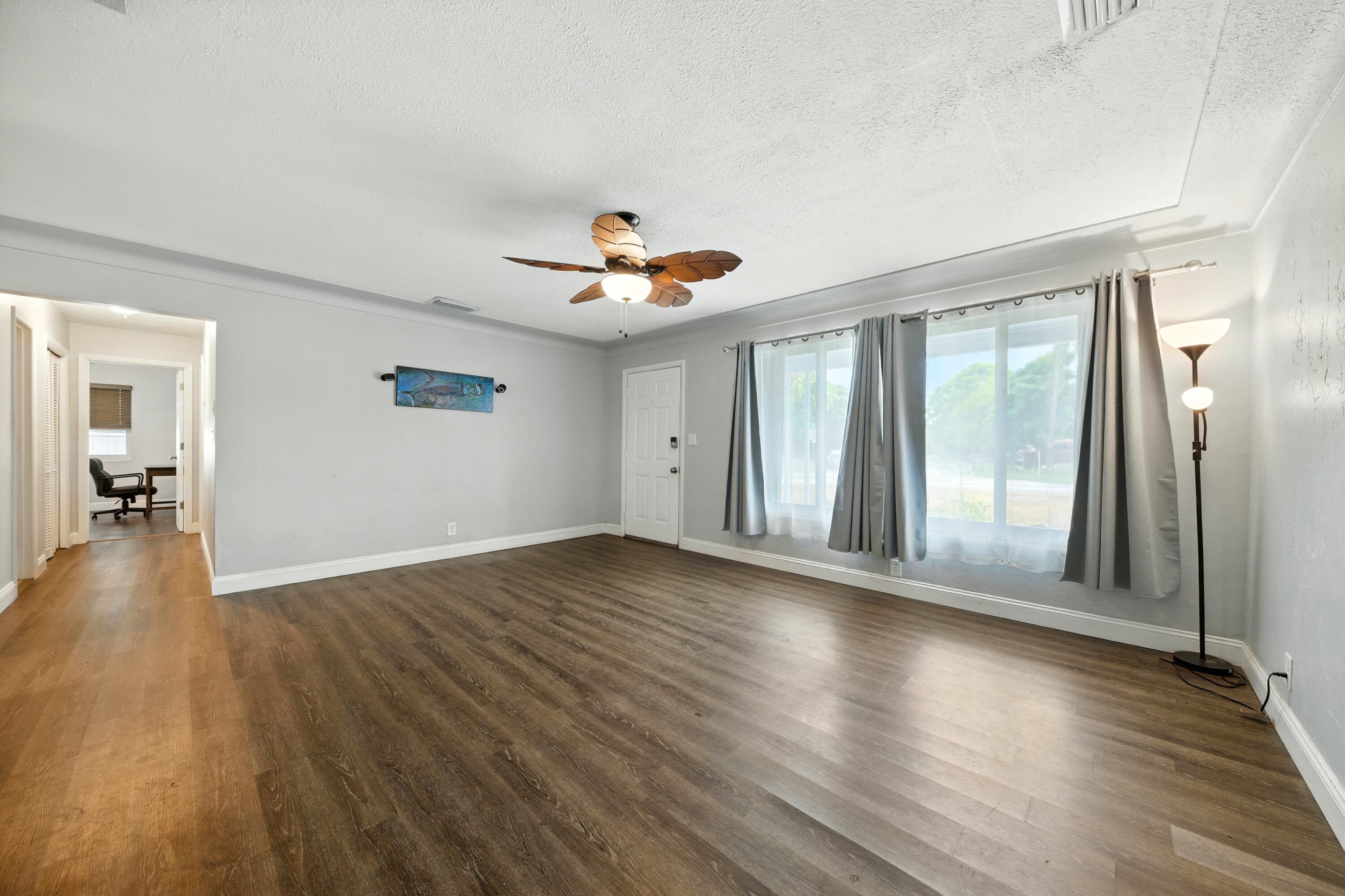 Boynton Beach, Florida, 33435, United States, 2 Bedrooms Bedrooms, ,2 BathroomsBathrooms,Residential,For Sale,1932647