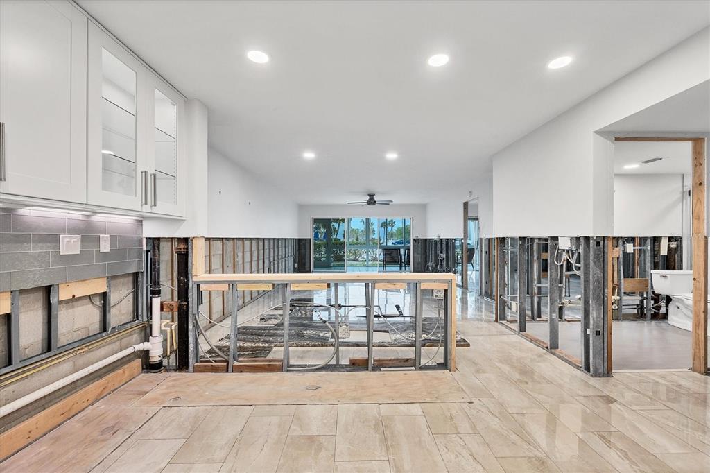 Sarasota, Florida, 34236, United States, 2 Bedrooms Bedrooms, ,2 BathroomsBathrooms,Residential,For Sale,1896445