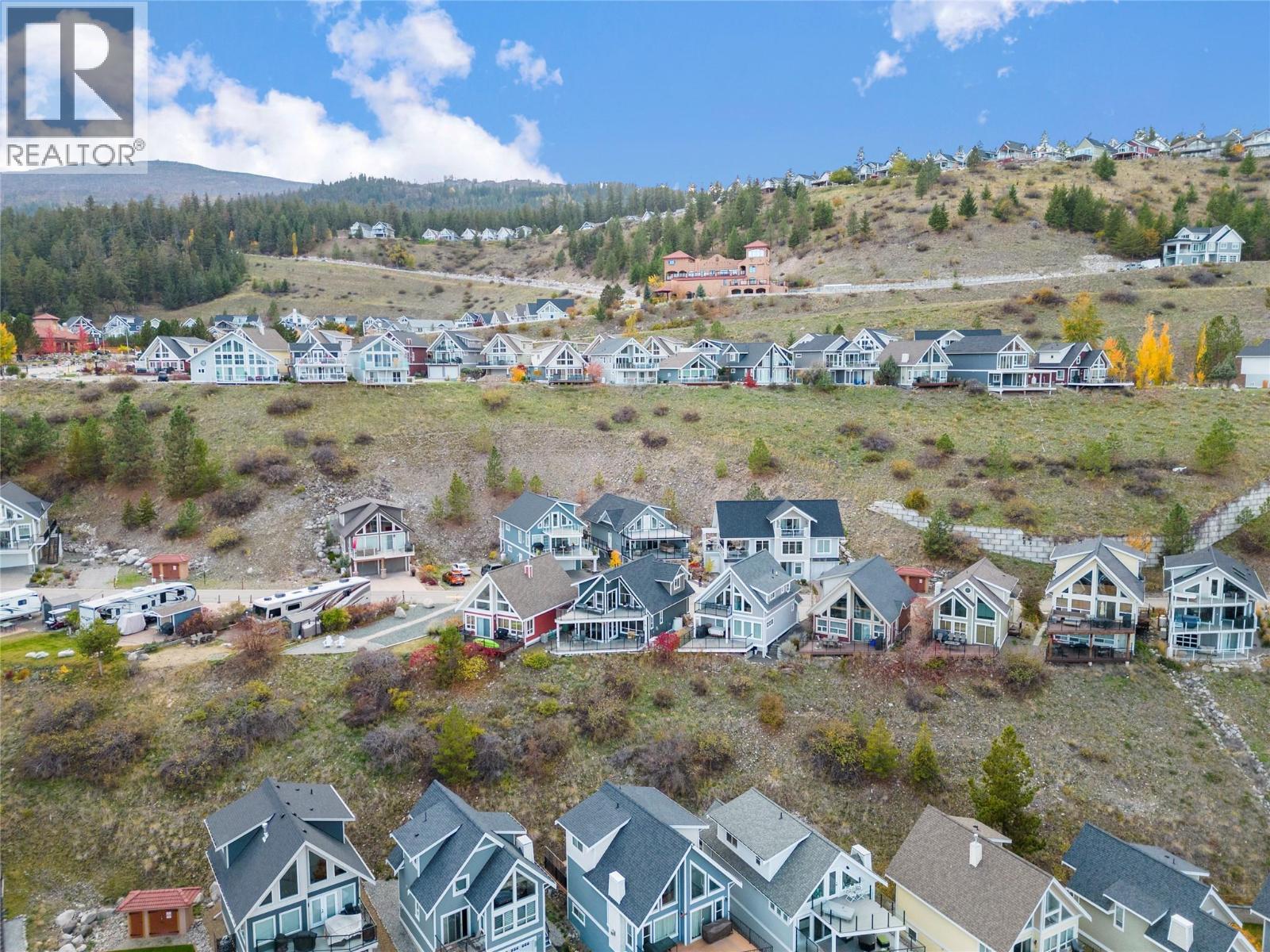 KELOWNA, British Columbia, V1Z 3R8, CA, 2 Bedrooms Bedrooms, ,2 BathroomsBathrooms,Residential,For Sale,1950857