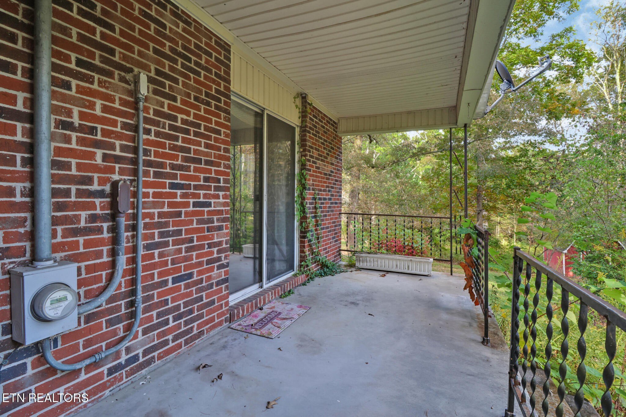 Crossville, Tennessee, 38555, United States, 2 Bedrooms Bedrooms, ,1 BathroomBathrooms,Residential,For Sale,1982388