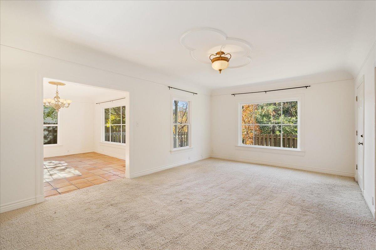 Placerville, California, 95667, United States, 4 Bedrooms Bedrooms, ,4 BathroomsBathrooms,Residential,For Sale,1928267