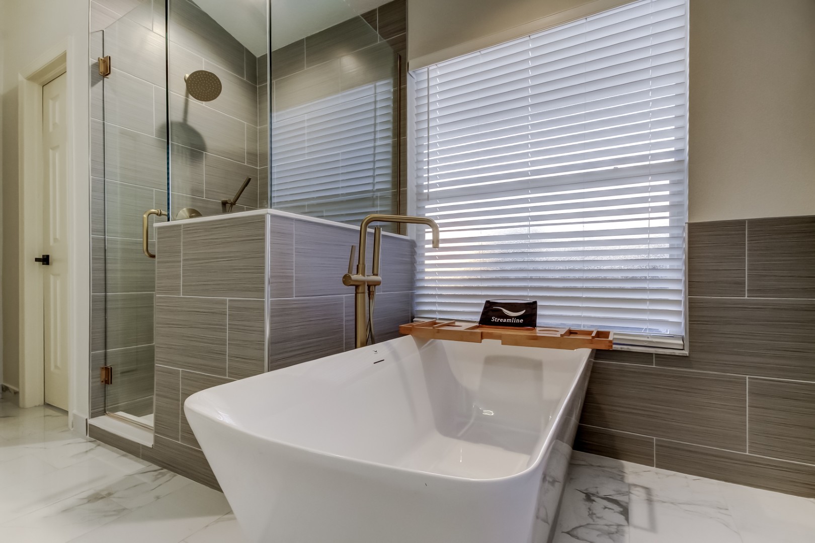 Tampa, Florida, 33647, United States, 5 Bedrooms Bedrooms, ,3 BathroomsBathrooms,Residential,For Sale,2015638