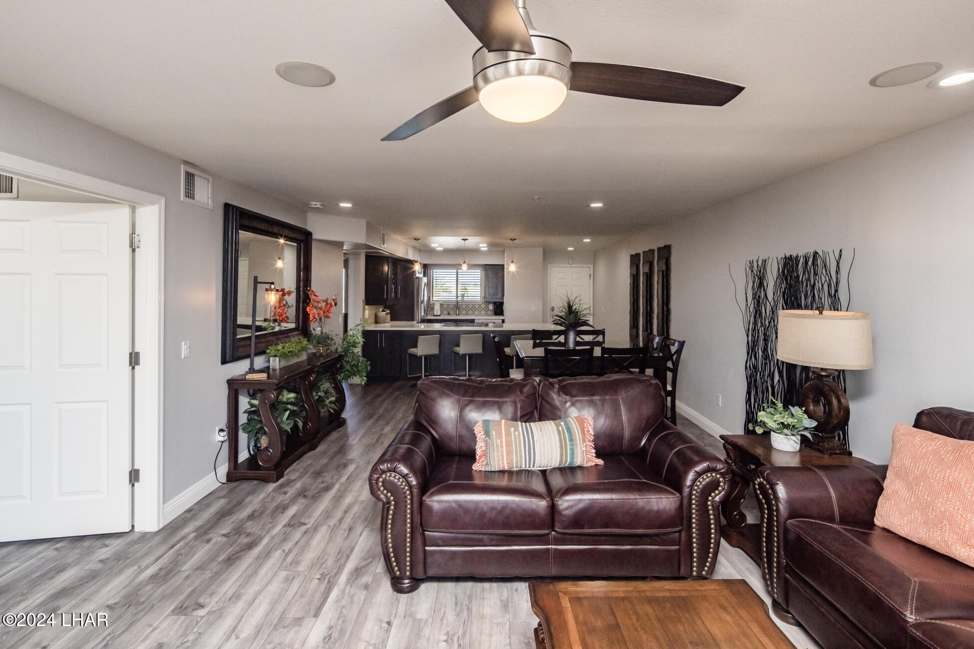 Lake Havasu City, Arizona, 86403, United States, 2 Bedrooms Bedrooms, ,1 BathroomBathrooms,Residential,For Sale,1838731
