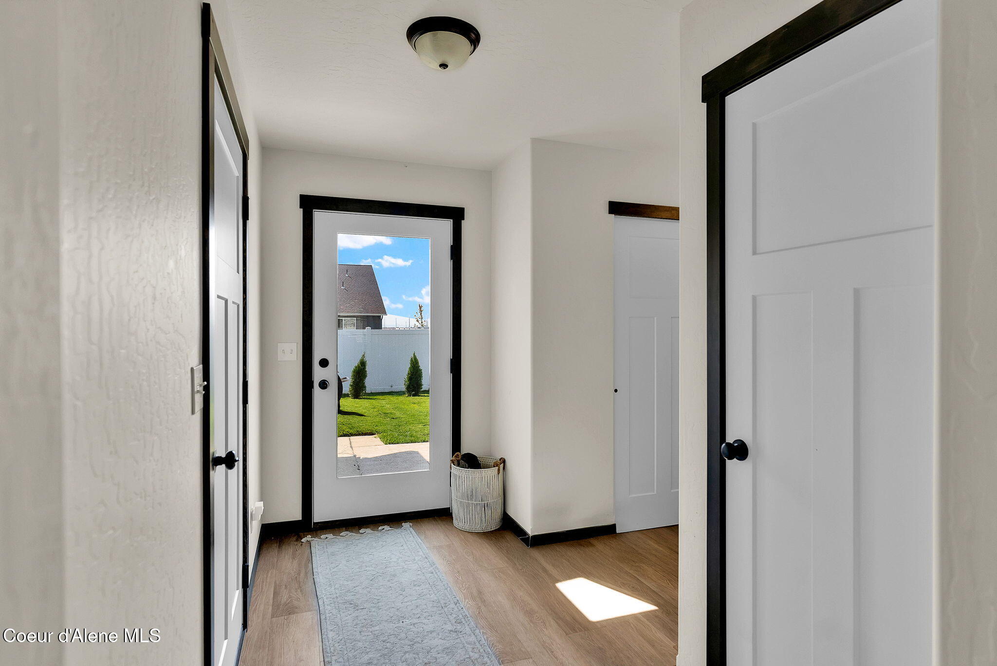 Rathdrum, Idaho, 83858, United States, 3 Bedrooms Bedrooms, ,Residential,For Sale,1942249
