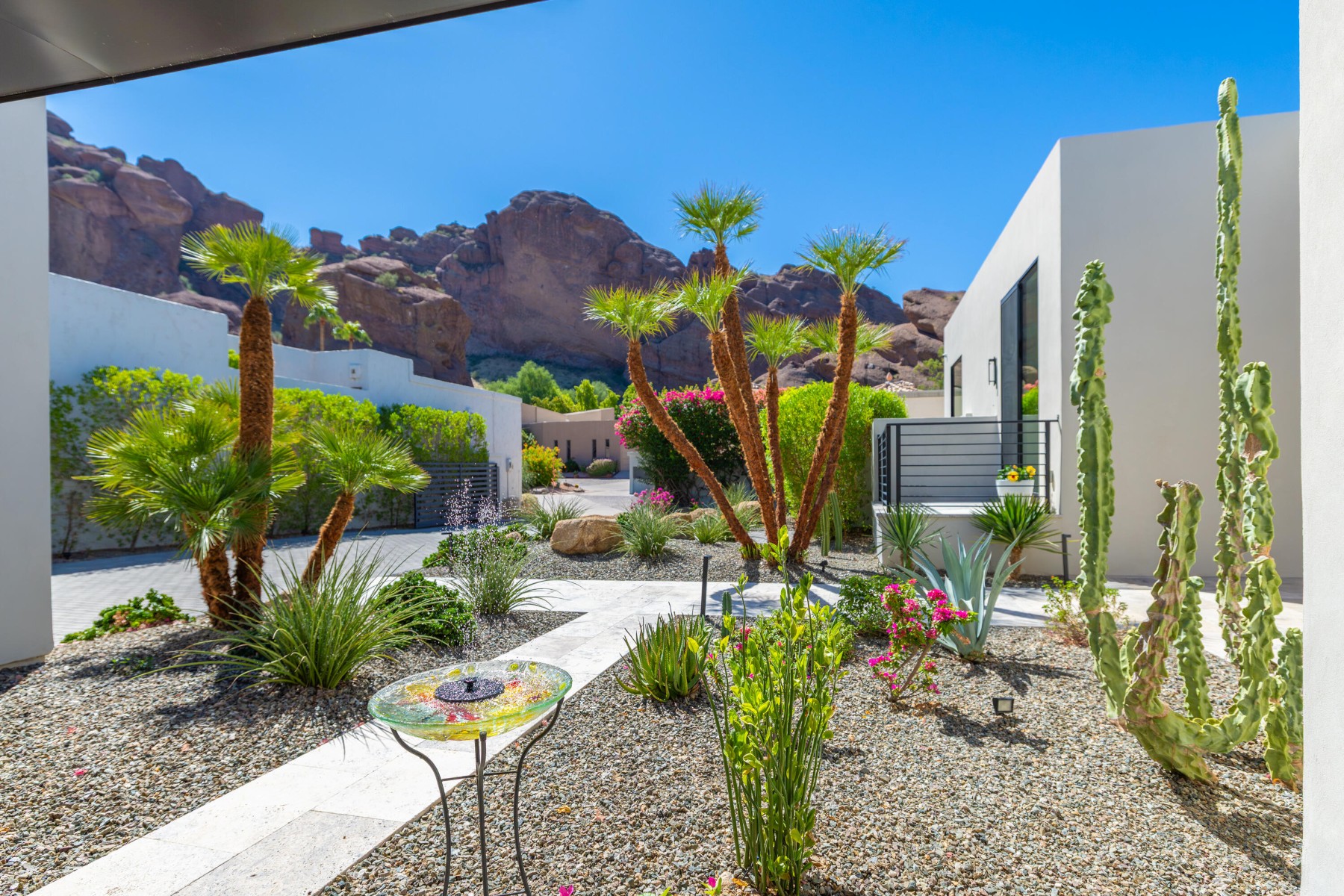  5724 N ECHO CANYON DR¦Phoenix, AZ - 物件實景