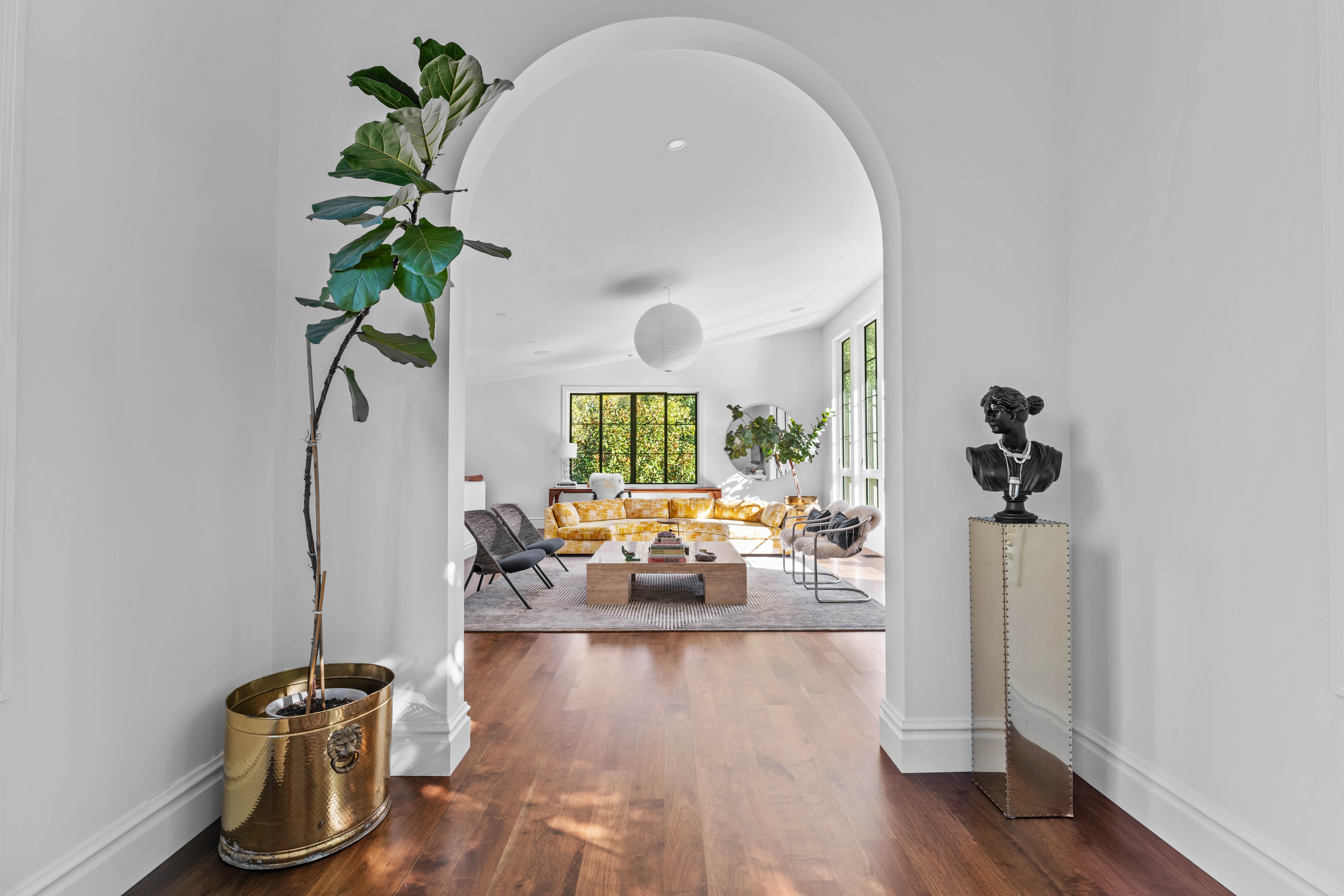  Stunning Private Estate Tucked Away on one of Ladue