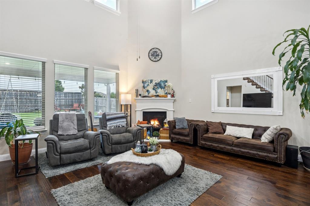 Rowlett, Texas, 75089, United States, 4 Bedrooms Bedrooms, ,4 BathroomsBathrooms,Residential,For Sale,1911433