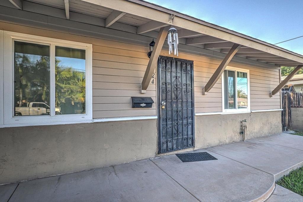 Spring Valley, California, 91977, United States, 3 Bedrooms Bedrooms, ,2 BathroomsBathrooms,Residential,For Sale,1908463