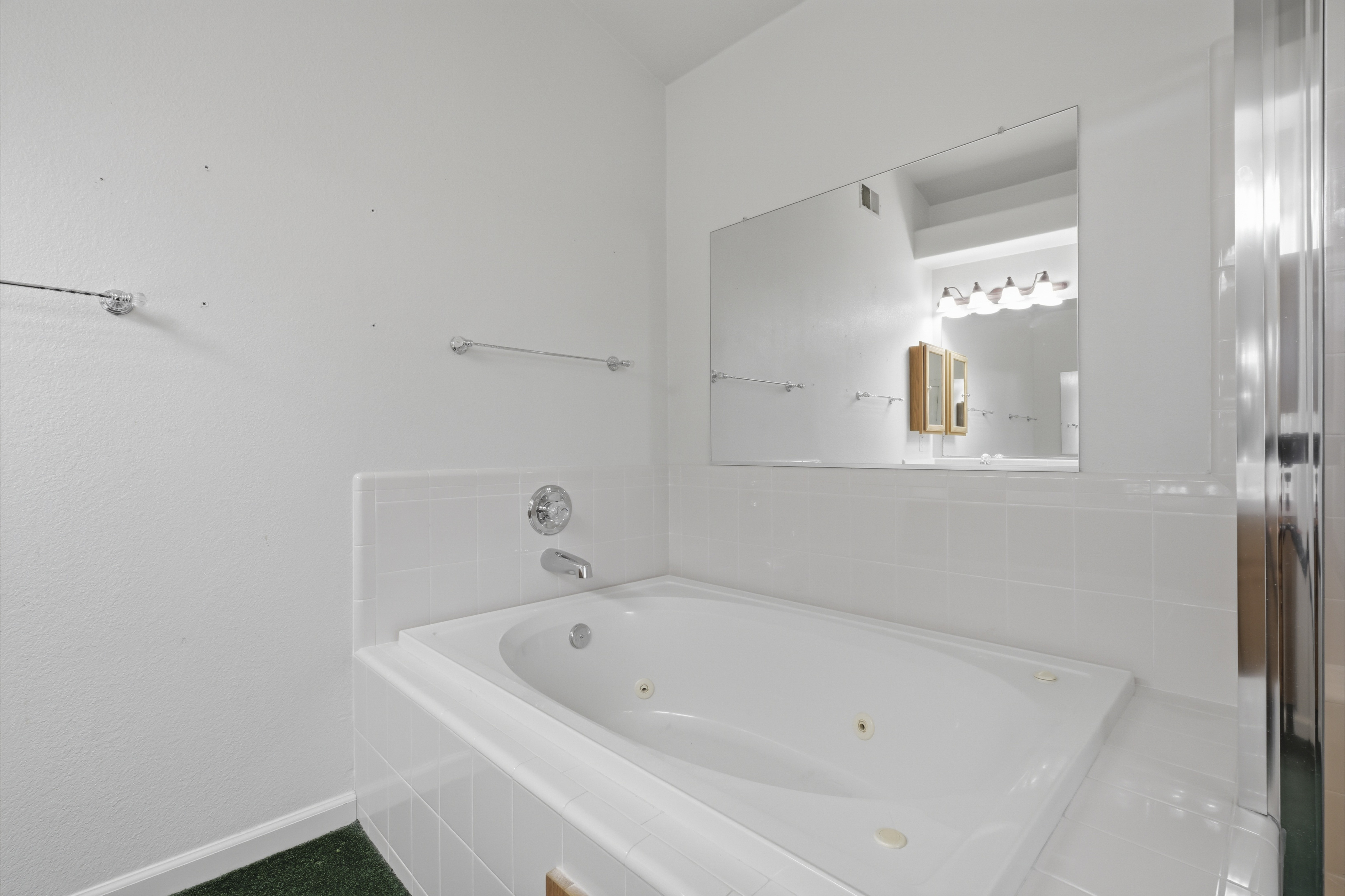  1240 Camino Capistrano, Roseville, CA 95747 - 物件實景