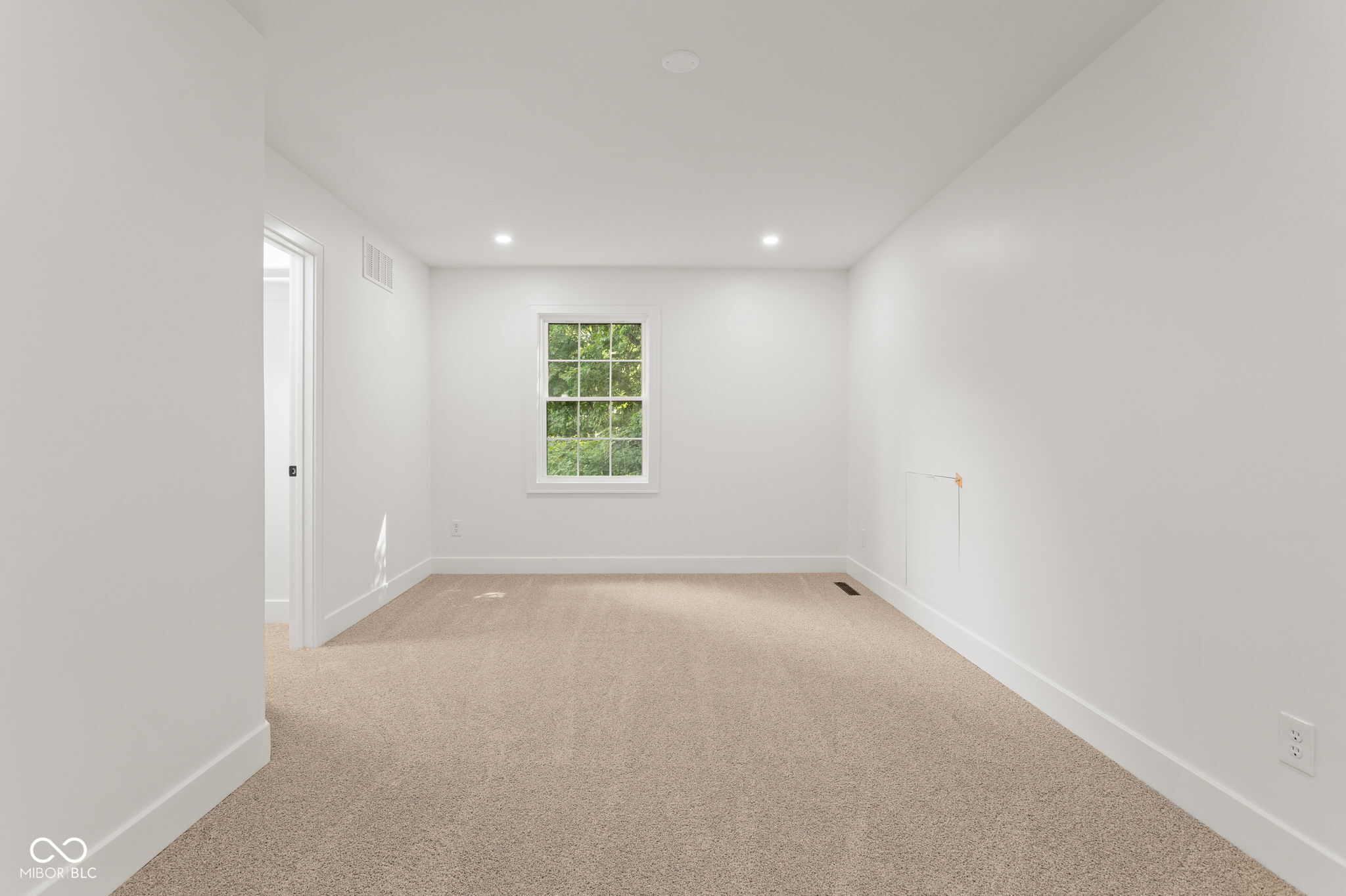 Carmel, Indiana, 46033, United States, 4 Bedrooms Bedrooms, ,3 BathroomsBathrooms,Residential,For Sale,1920336