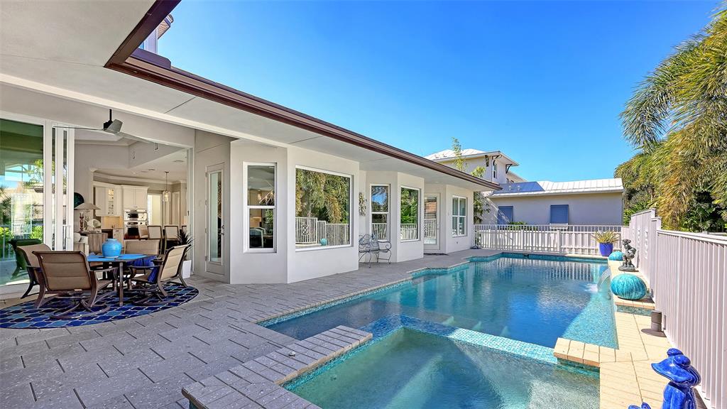 Sarasota, Florida, 34236, United States, 3 Bedrooms Bedrooms, ,4 BathroomsBathrooms,Residential,For Sale,1987814