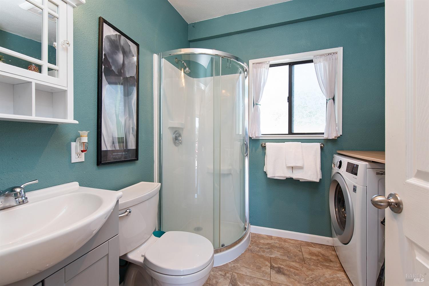 Forestville, California, 95436, United States, 4 Bedrooms Bedrooms, ,3 BathroomsBathrooms,Residential,For Sale,1796757