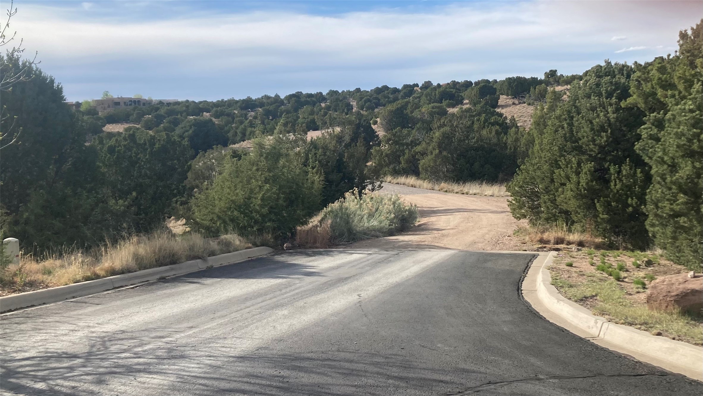  99 & 102 Centaurus Ranch Road - 物件實景