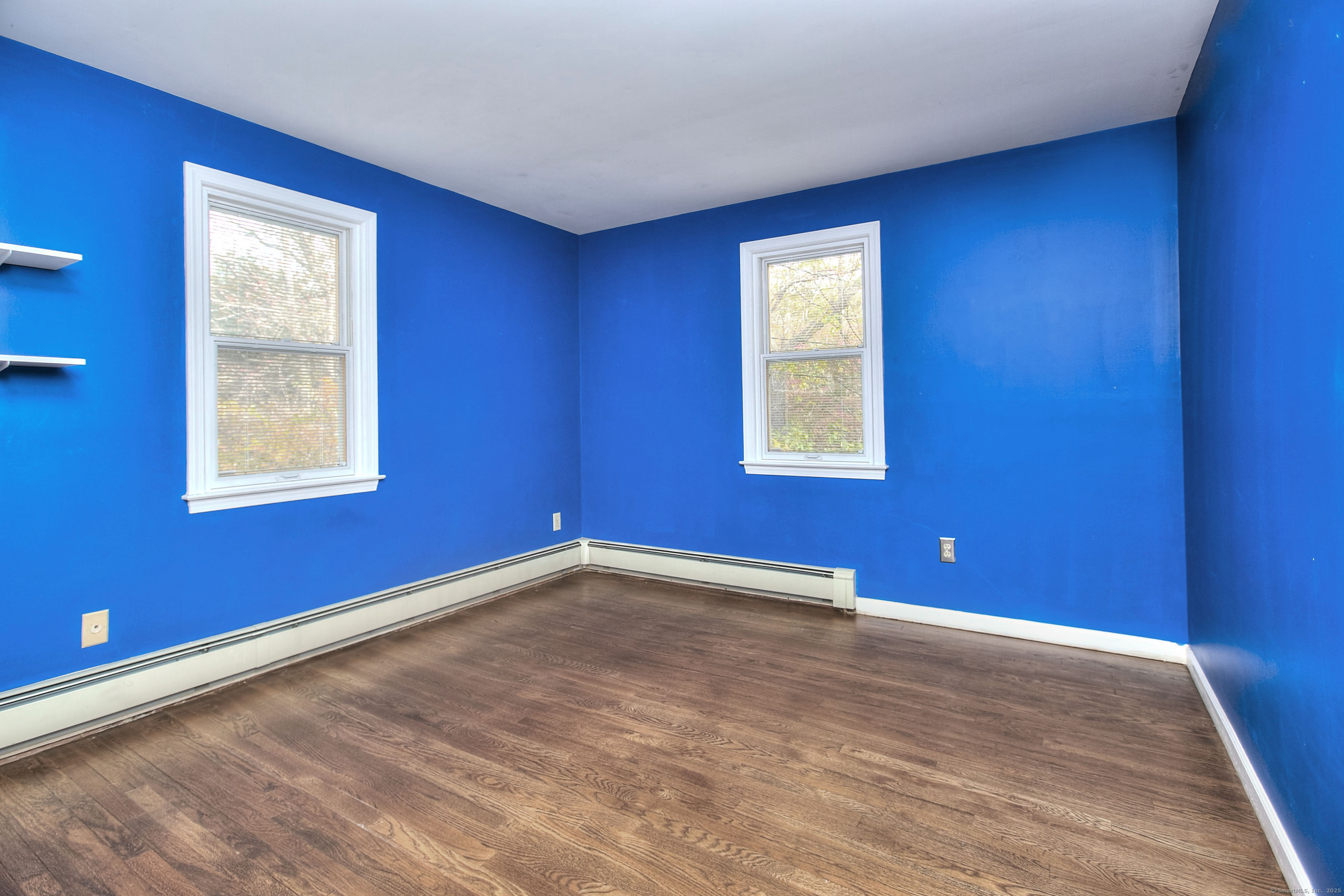 Westport, Connecticut, 06880, United States, 4 Bedrooms Bedrooms, ,3 BathroomsBathrooms,Residential,For Sale,1987489