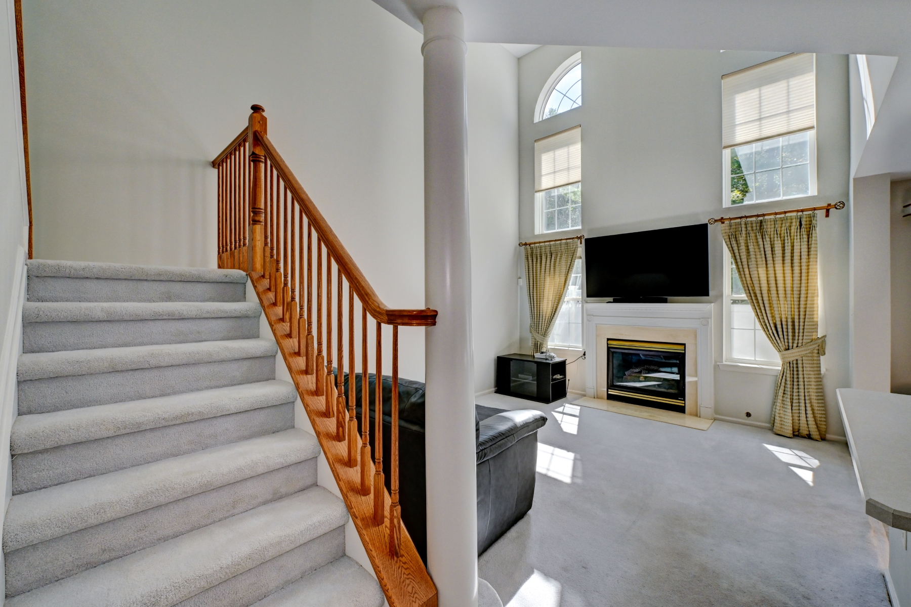  ?The Woods at Princeton Walk? Townhome - 物件實景