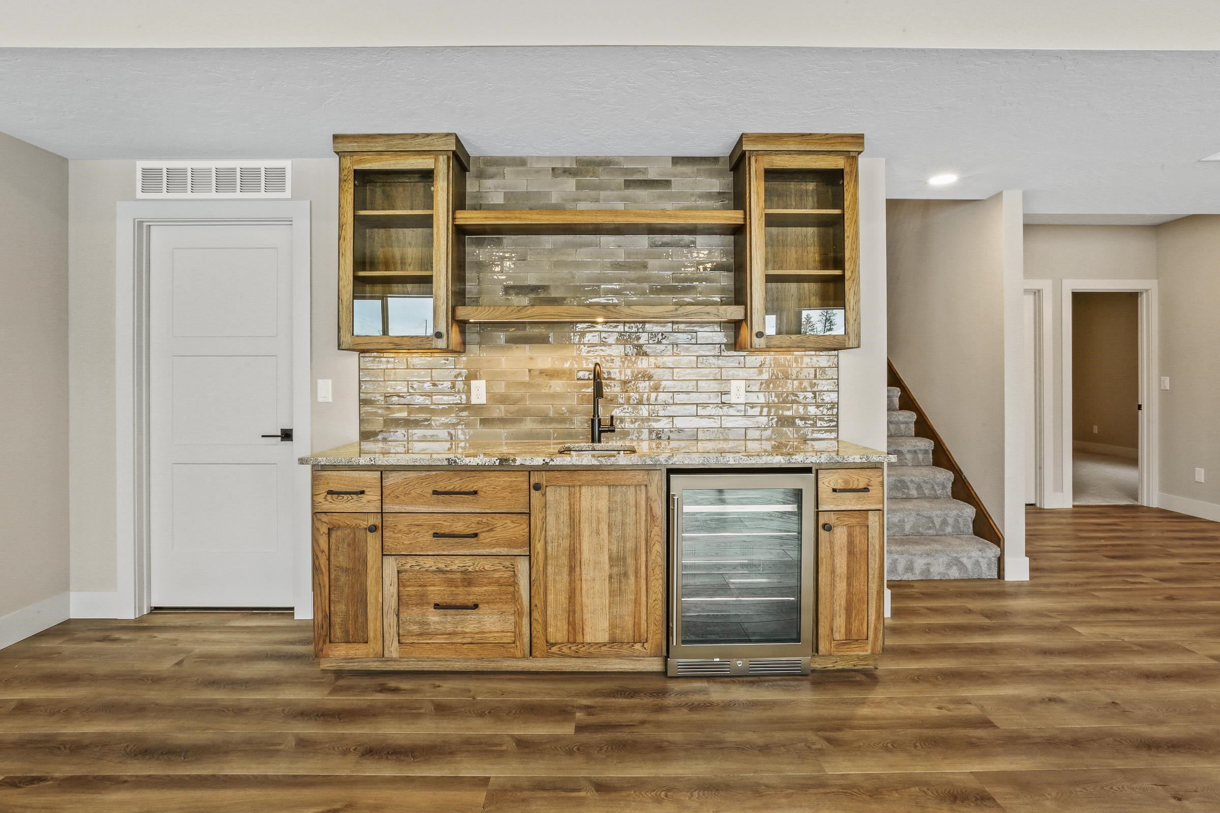 Spokane, Washington, 99223, United States, 5 Bedrooms Bedrooms, ,4 BathroomsBathrooms,Residential,For Sale,2002935