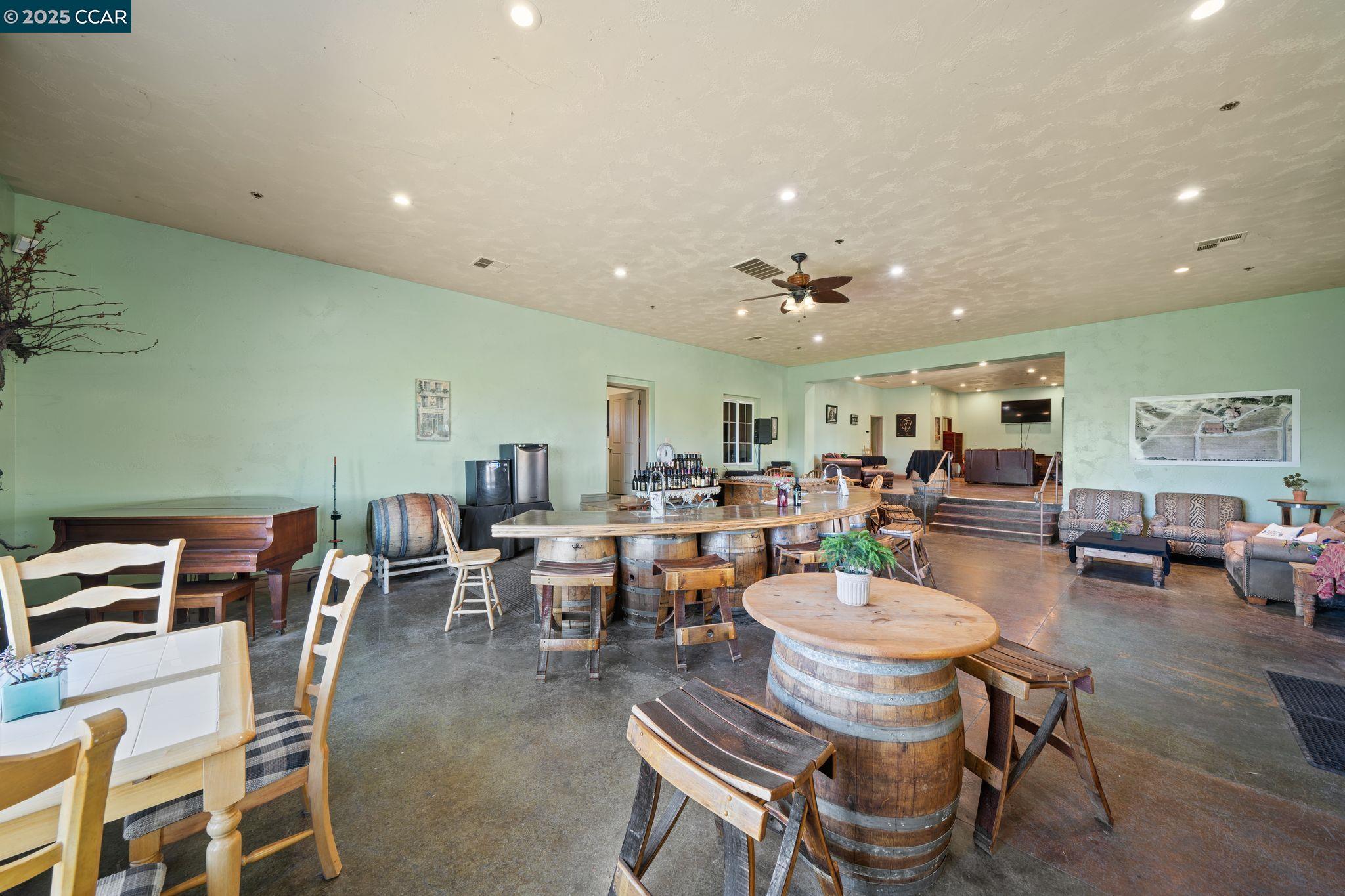Livermore, California, 94550, United States, 5 Bedrooms Bedrooms, ,4 BathroomsBathrooms,Residential,For Sale,1918486