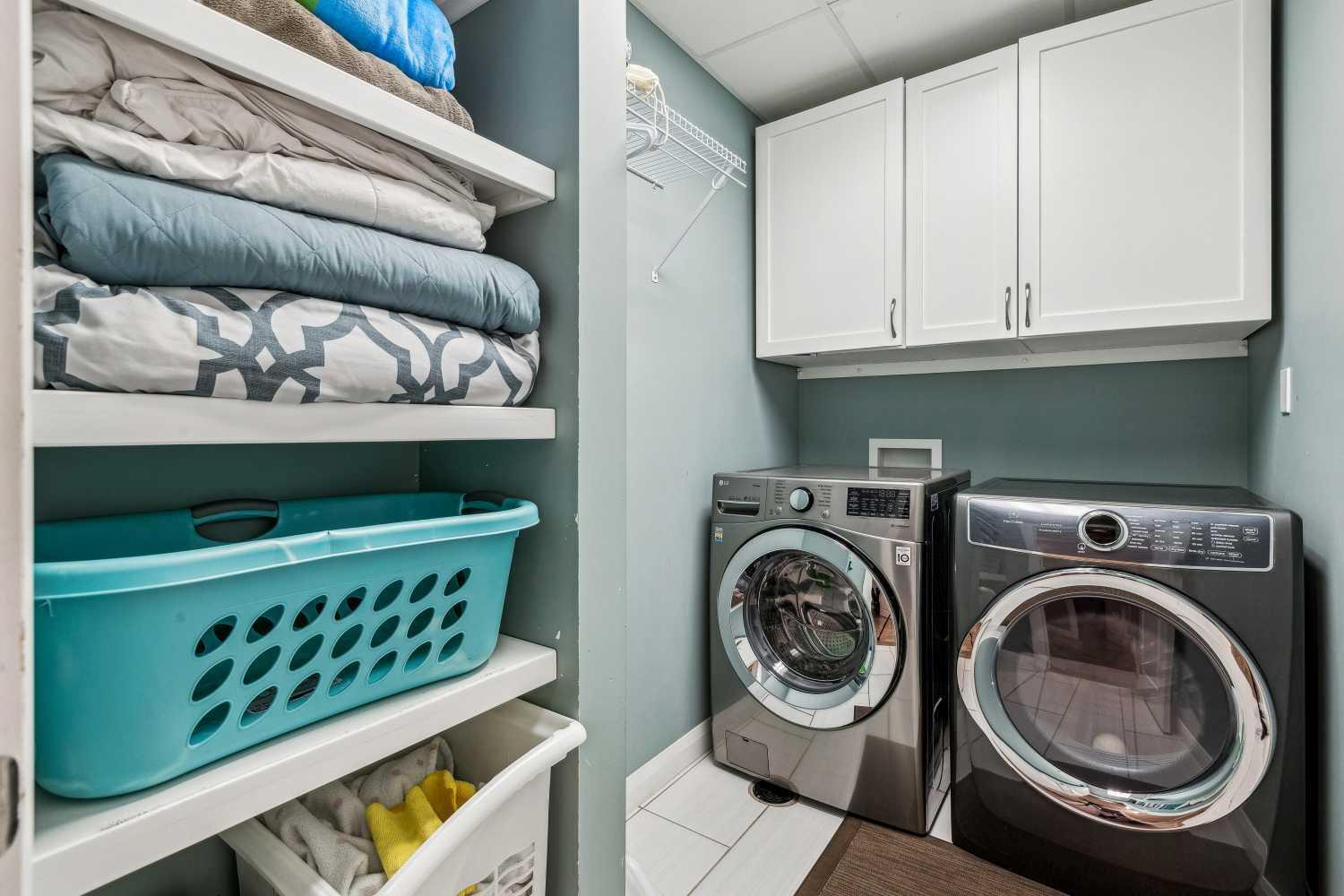 OKOTOKS, Alberta, T1S 0K1, CA, 4 Bedrooms Bedrooms, ,3 BathroomsBathrooms,Residential,For Sale,1948966