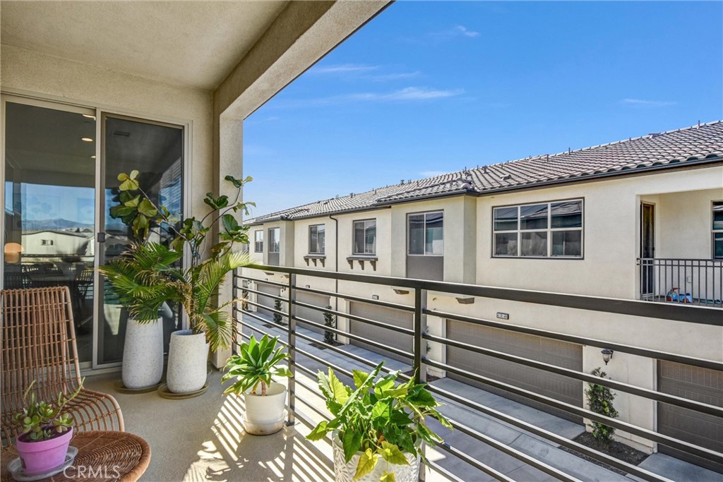 Ontario, California, 91761, United States, 2 Bedrooms Bedrooms, ,2 BathroomsBathrooms,Residential,For Sale,1983803