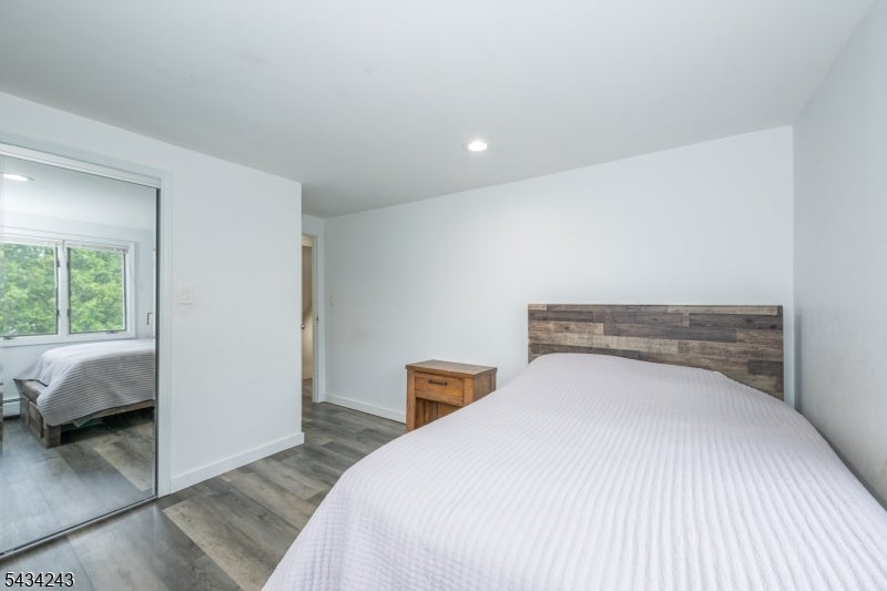 Wanaque Boro, New Jersey, 07420, United States, 4 Bedrooms Bedrooms, ,2 BathroomsBathrooms,Residential,For Sale,2049267