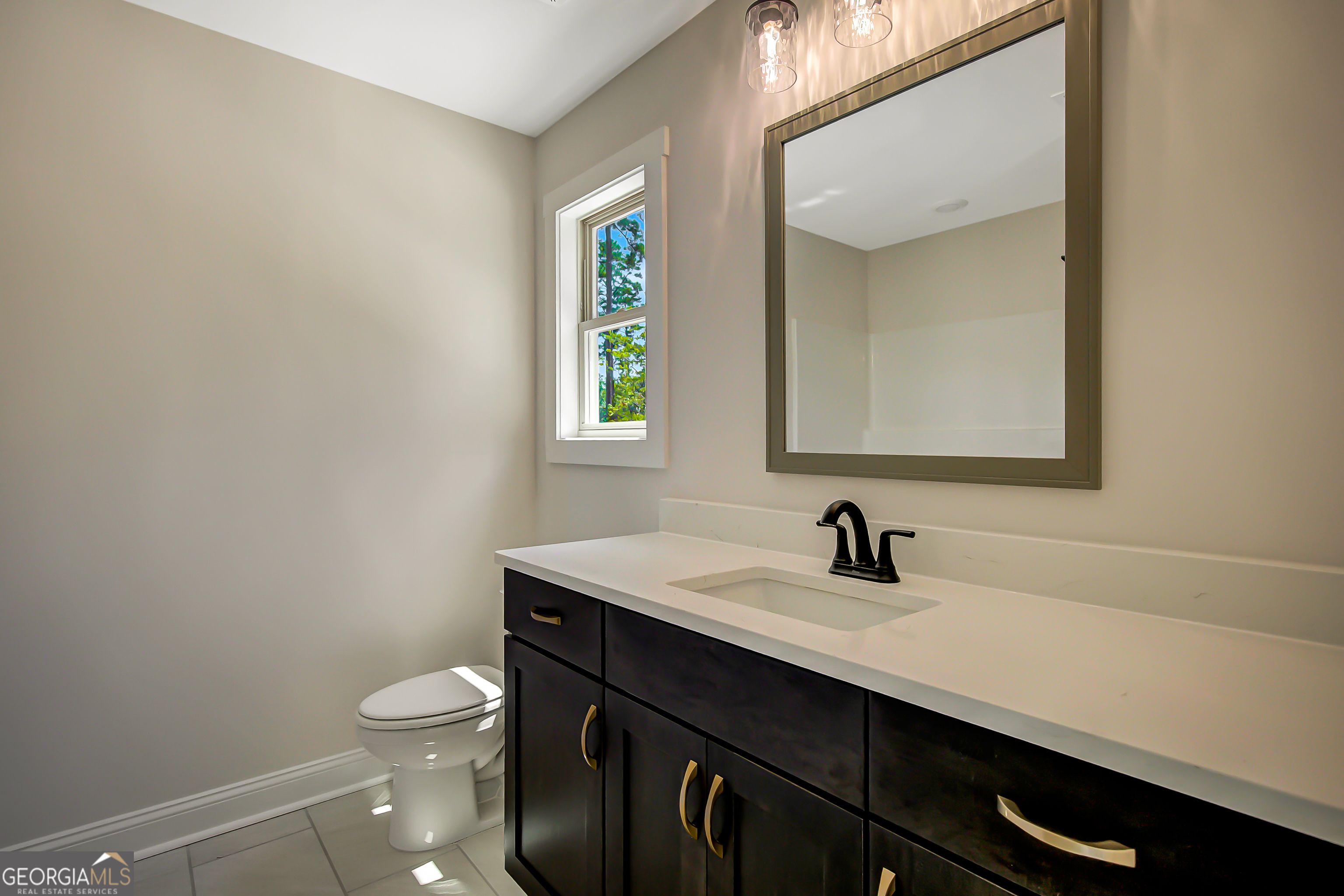 Senoia, Georgia, 30276, United States, 5 Bedrooms Bedrooms, ,4 BathroomsBathrooms,Residential,For Sale,1901806