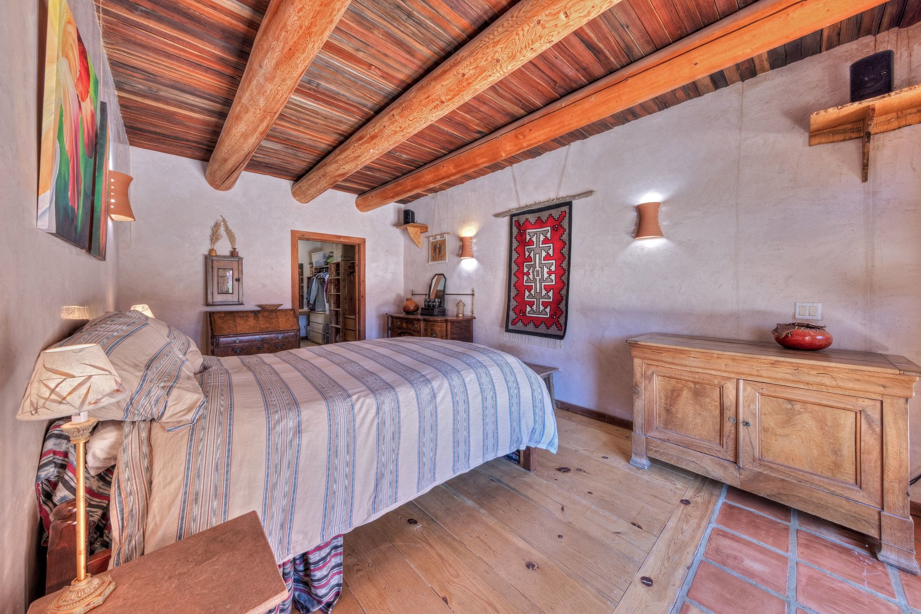  Unique, Custom, Castle Valley Home, Studio With Private Pond - 物件實景