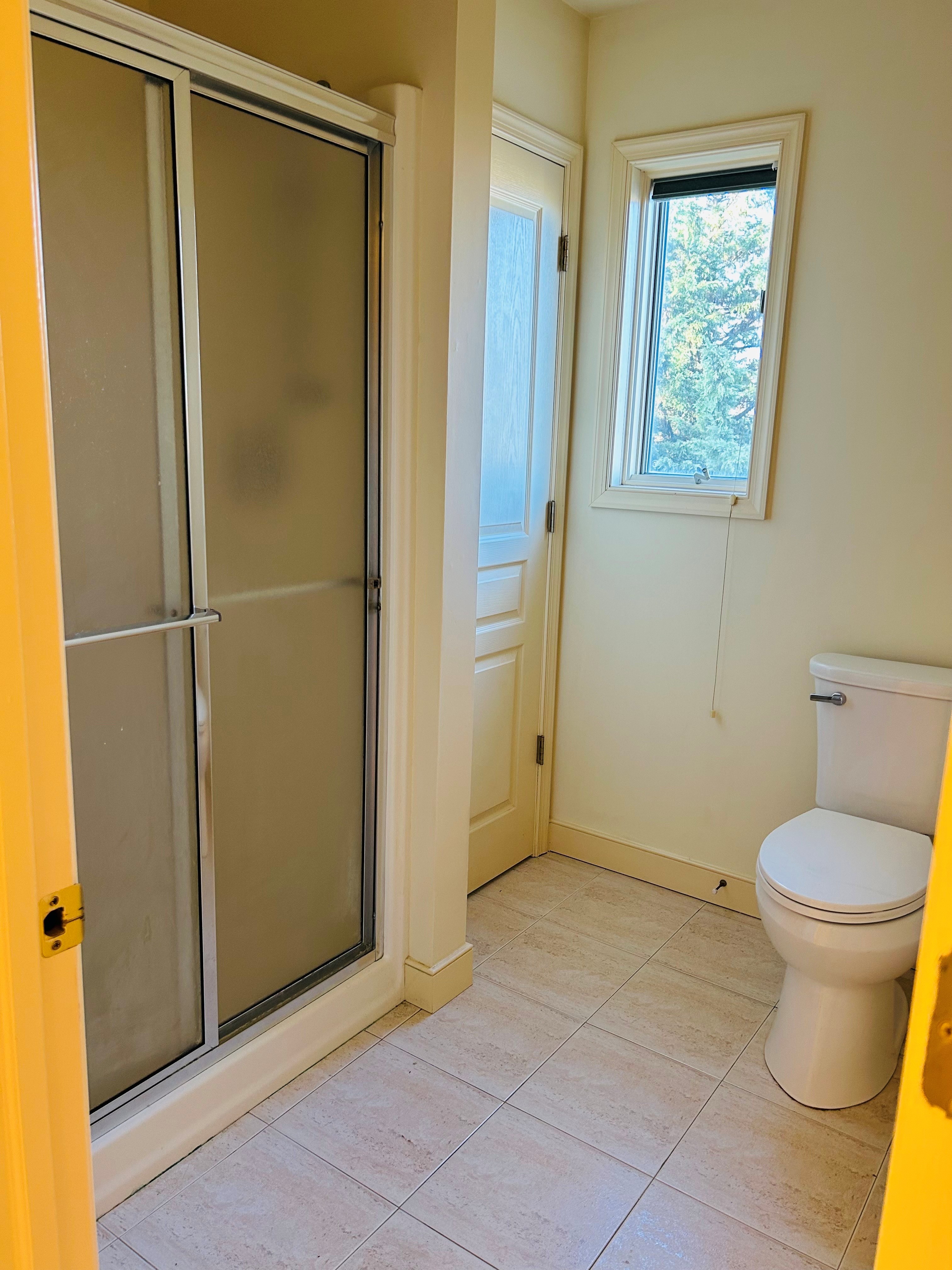 Wyomissing, Pennsylvania, 19610, United States, 6 Bedrooms Bedrooms, ,5 BathroomsBathrooms,Residential,For Sale,1987423