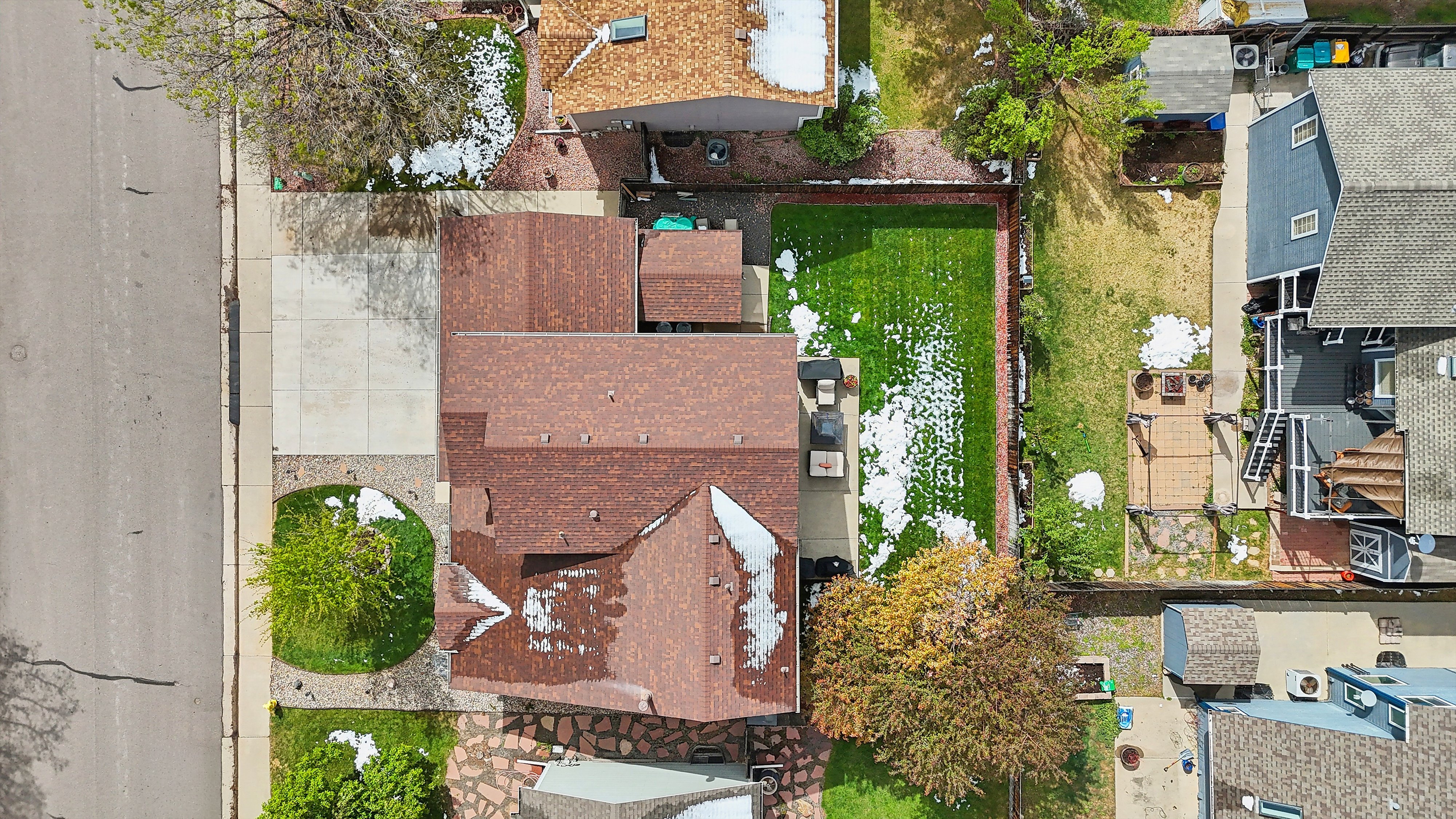  This stunning 2-story home impresses from the moment you arrive - 物件實景