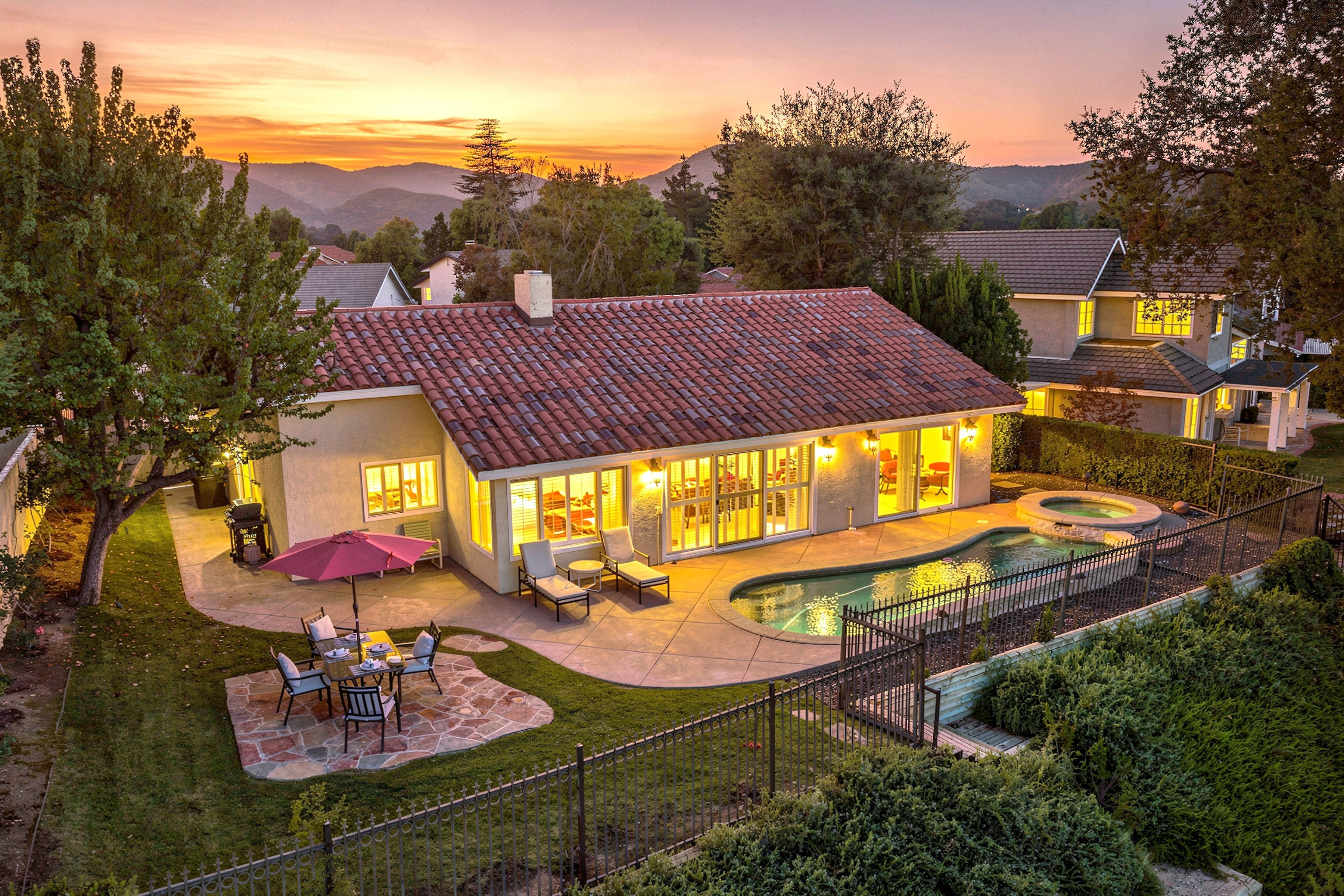  908 Blue Spring Drive, Westlake Village - 物件實景