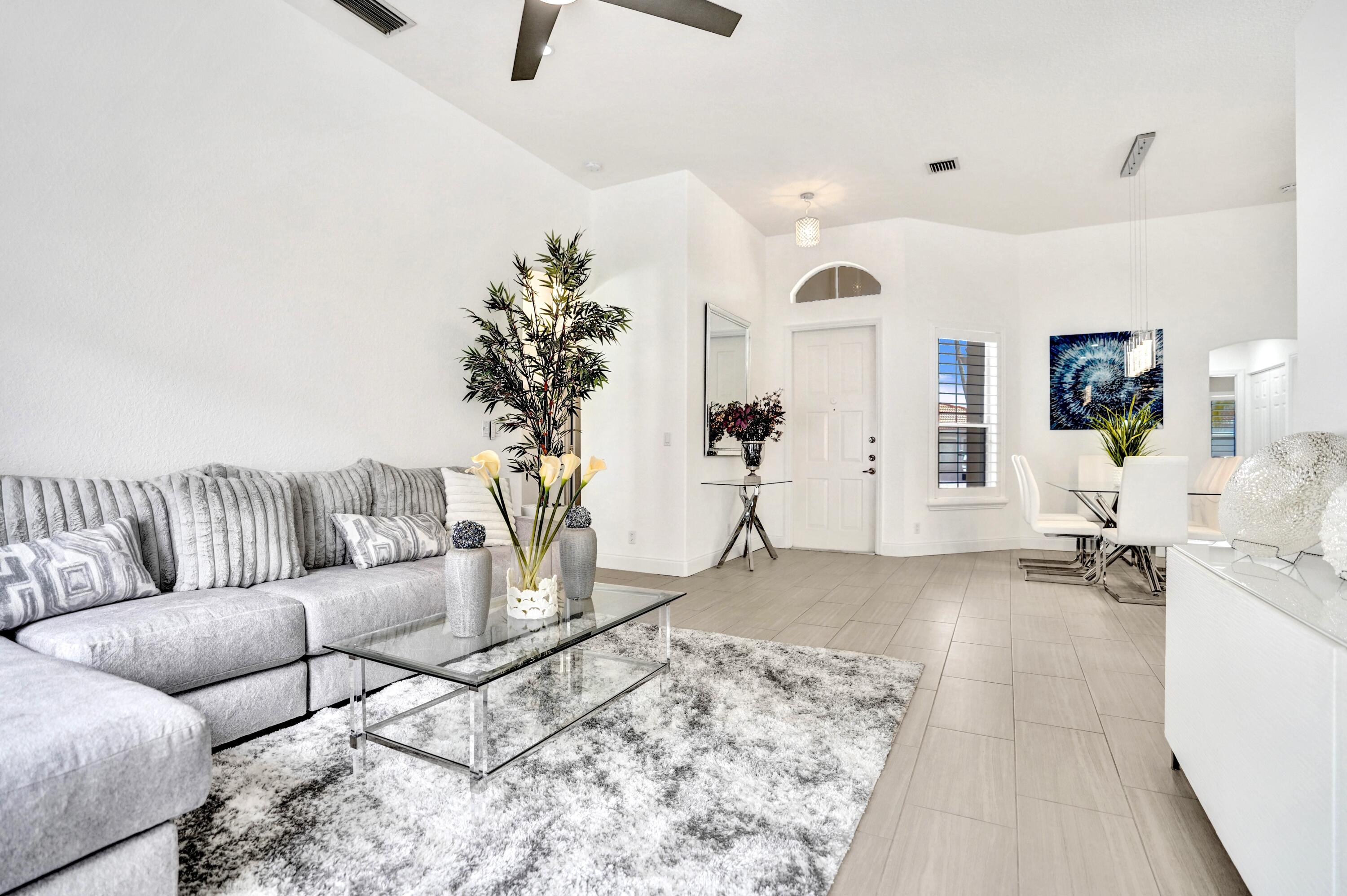 Lake Worth, Florida, 33463, United States, 3 Bedrooms Bedrooms, ,3 BathroomsBathrooms,Residential,For Sale,1905874