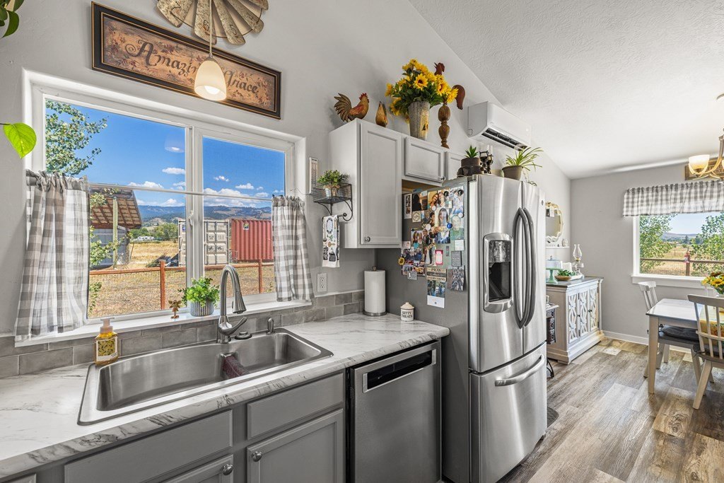 Council, Idaho, 83612, United States, 3 Bedrooms Bedrooms, ,Residential,For Sale,1924209