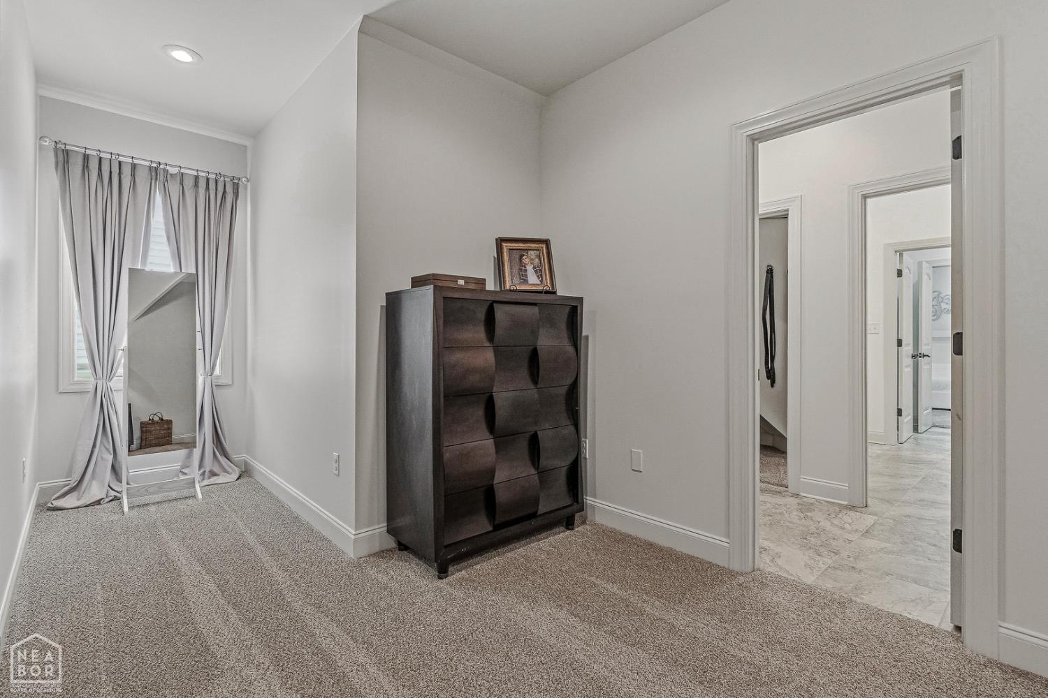 Jonesboro, Arkansas, 72404, United States, 4 Bedrooms Bedrooms, ,4 BathroomsBathrooms,Residential,For Sale,2031922