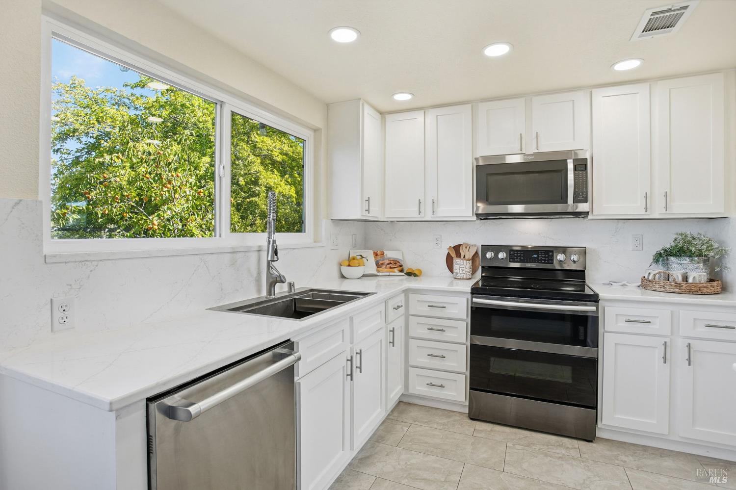 Fairfield, California, 94534, United States, 4 Bedrooms Bedrooms, ,3 BathroomsBathrooms,Residential,For Sale,1970251