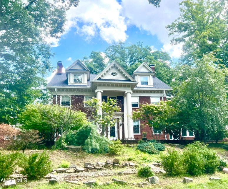 Logan Blvd, Hollidaysburg, PA 16648