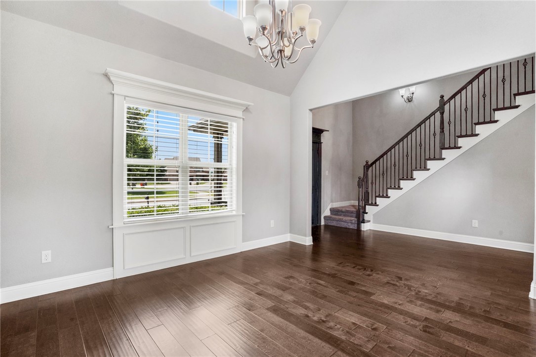 Springdale, Arkansas, 72762, United States, 4 Bedrooms Bedrooms, ,3 BathroomsBathrooms,Residential,For Sale,1877049