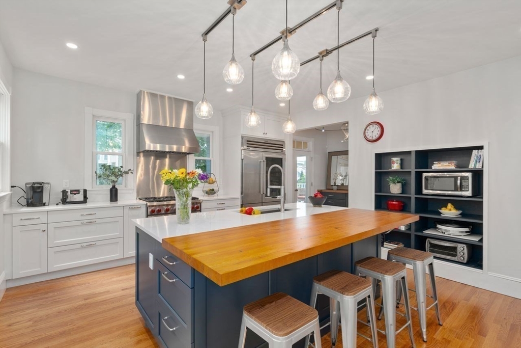 Boston, Massachusetts, 02130, United States, 6 Bedrooms Bedrooms, ,4 BathroomsBathrooms,Residential,For Sale,1890379