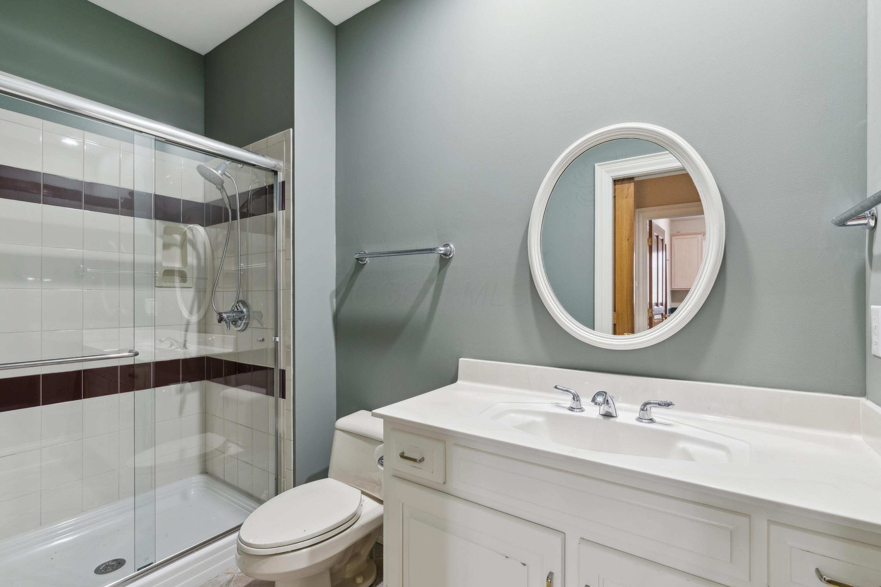 Columbus, Ohio, 43220, United States, 5 Bedrooms Bedrooms, ,5 BathroomsBathrooms,Residential,For Sale,1798291
