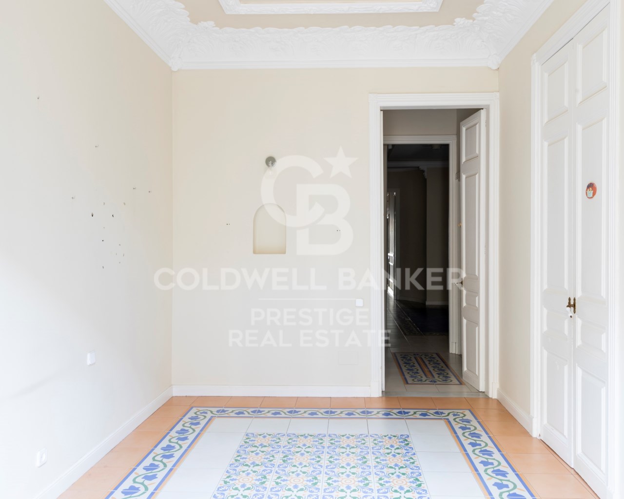 Barcelona, Barcelona, Eixample, La Dreta de l'Eix, Barcelona, Catalonia, ES, 5 Bedrooms Bedrooms, ,2 BathroomsBathrooms,Residential,For Sale,Barcelona, Barcelona, Eixample, La Dreta de l'Eix,1448884