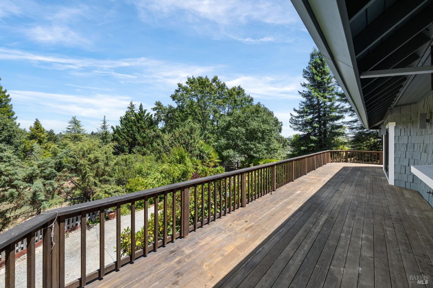 Sebastopol, California, 95472, United States, 4 Bedrooms Bedrooms, ,5 BathroomsBathrooms,Residential,For Sale,1980868