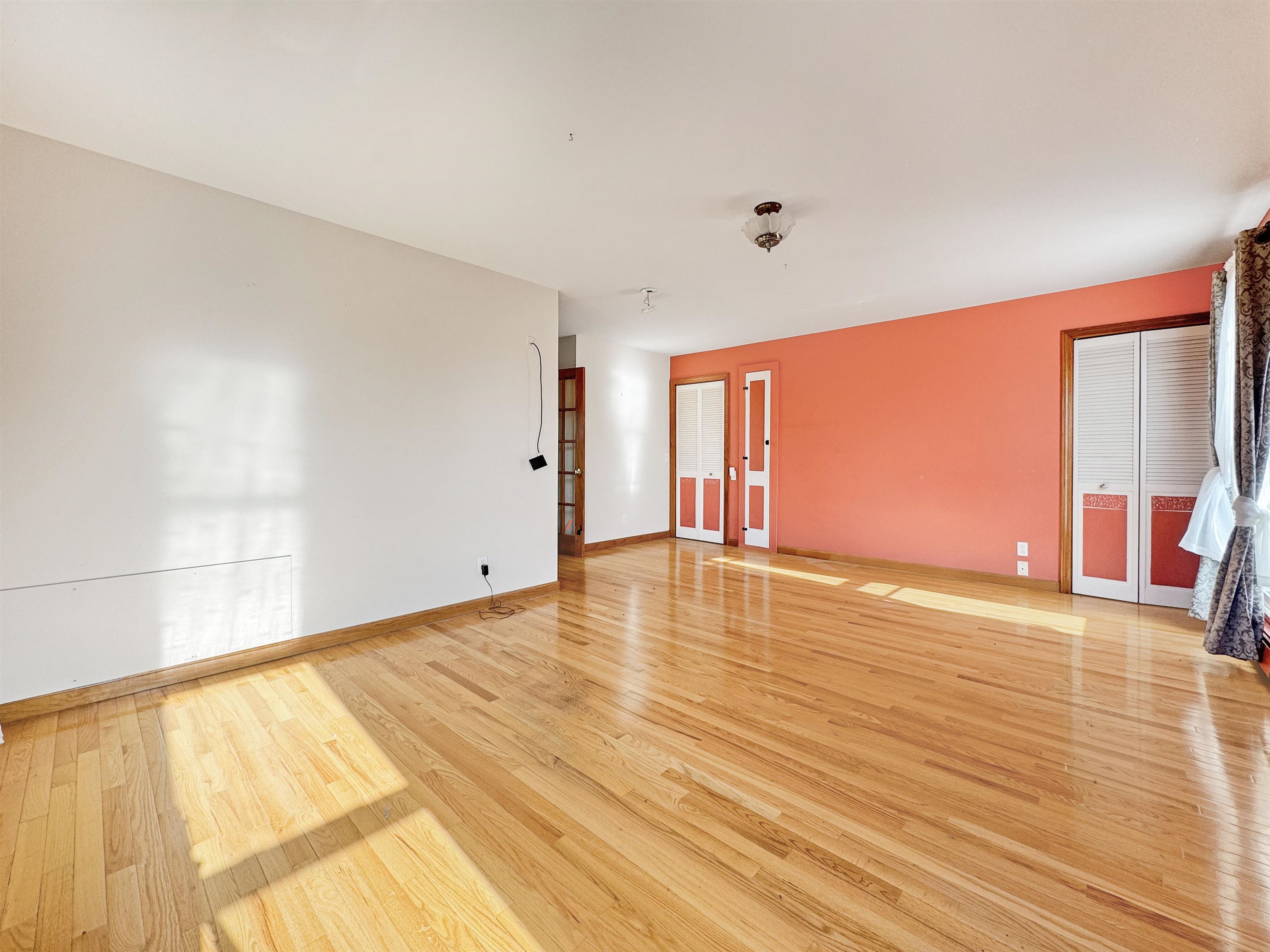 Epsom, New Hampshire, 03234, United States, 2 Bedrooms Bedrooms, ,3 BathroomsBathrooms,Residential,For Sale,1971379