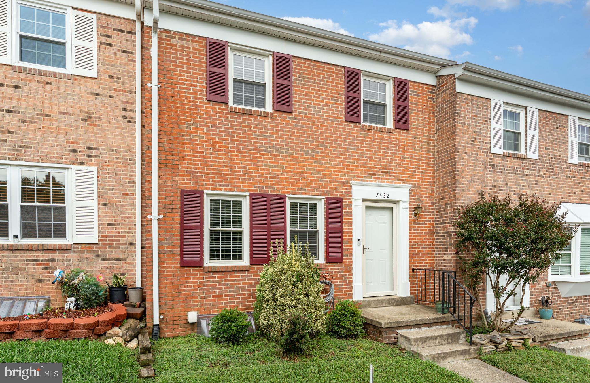 Lorton, Virginia, 22079, United States, 3 Bedrooms Bedrooms, ,4 BathroomsBathrooms,Residential,For Sale,1992469