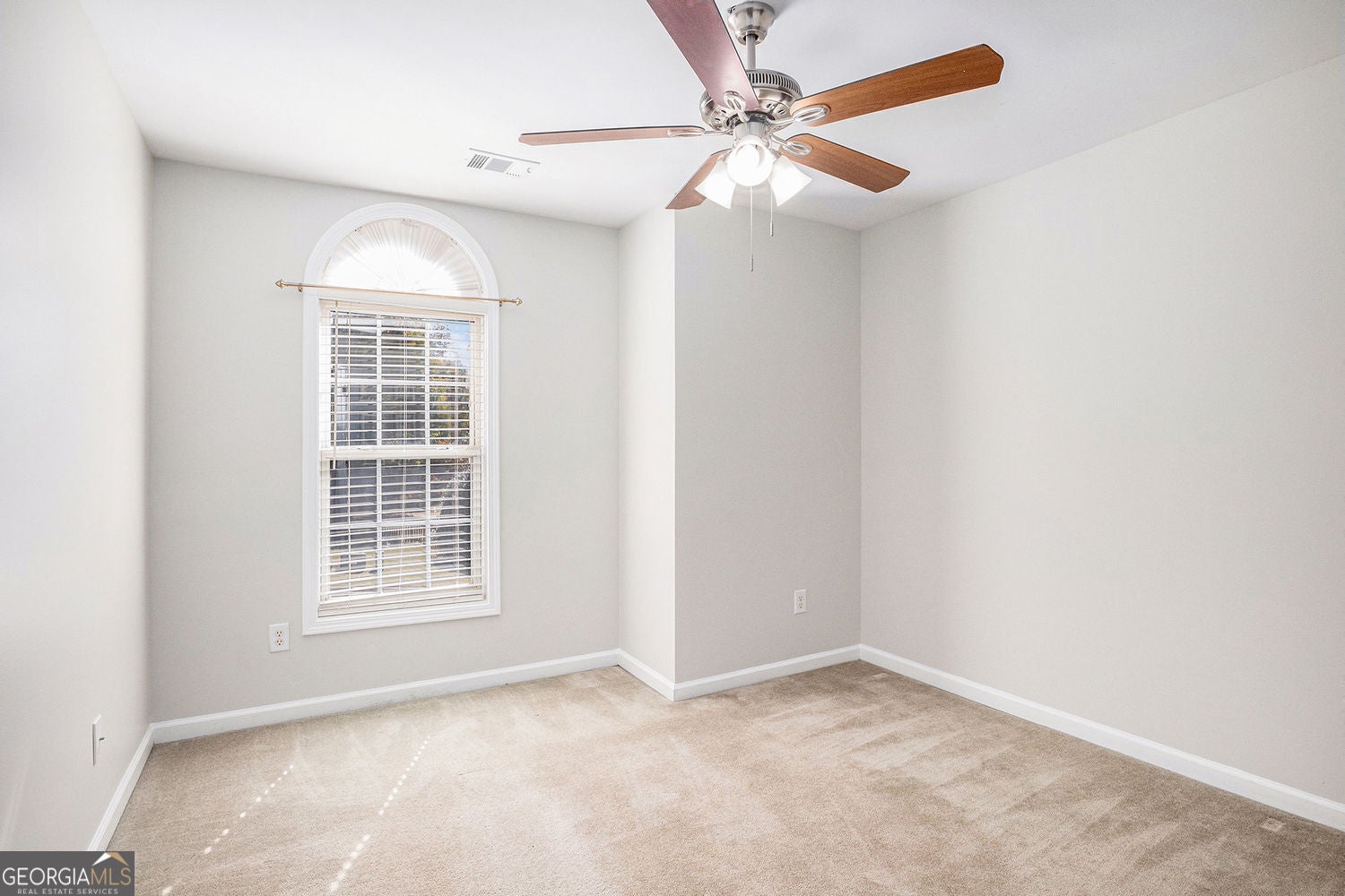 Buford, Georgia, 30518, United States, 4 Bedrooms Bedrooms, ,3 BathroomsBathrooms,Residential,For Sale,1969826